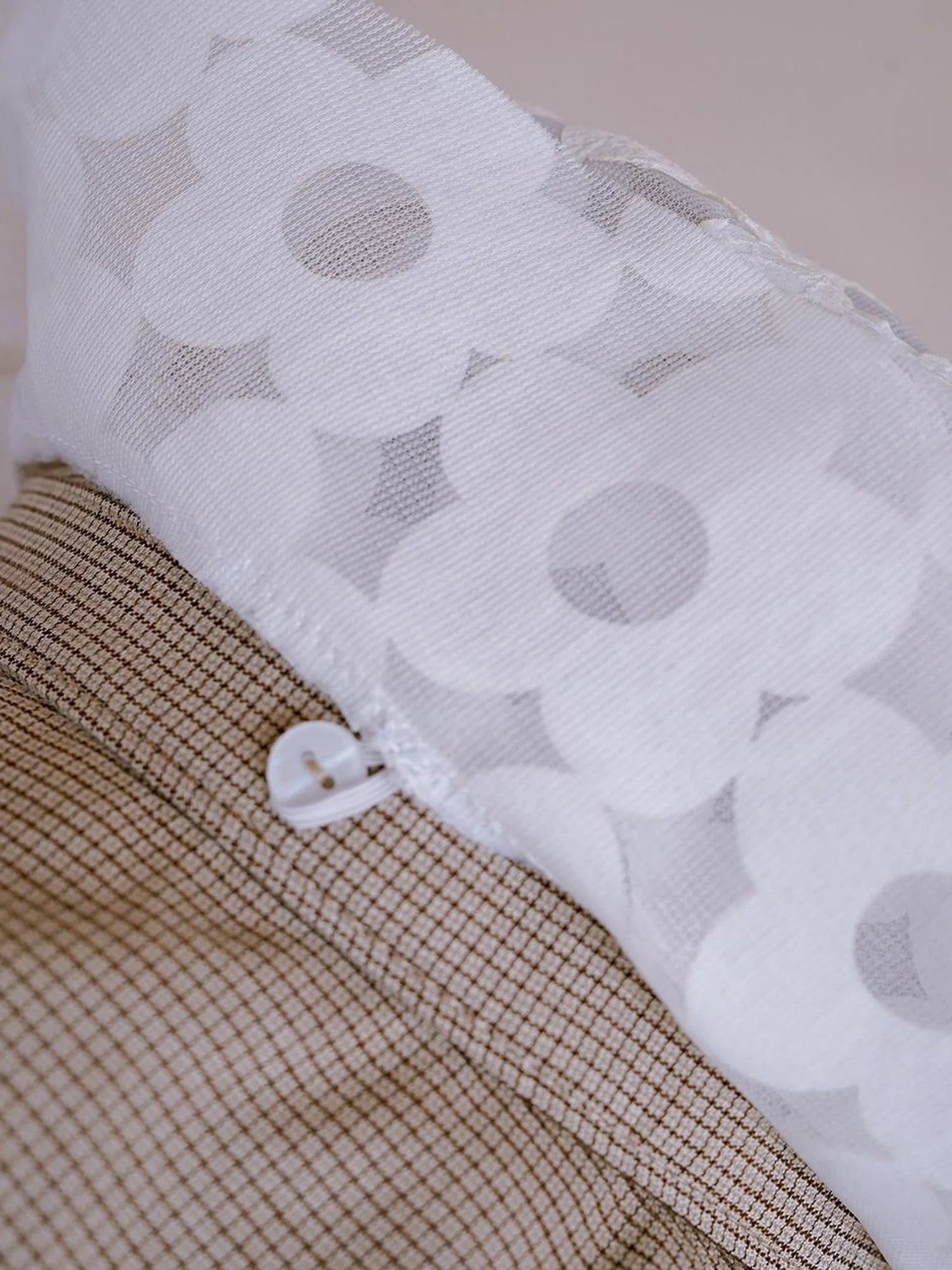 Floral Pearl Checkered Bucket Hat