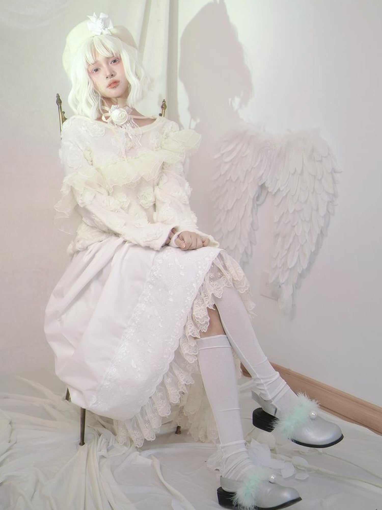Daytoday Heavenly Bloom Knit Top With 3D Roses V Neck T Shirt Long Sleeve