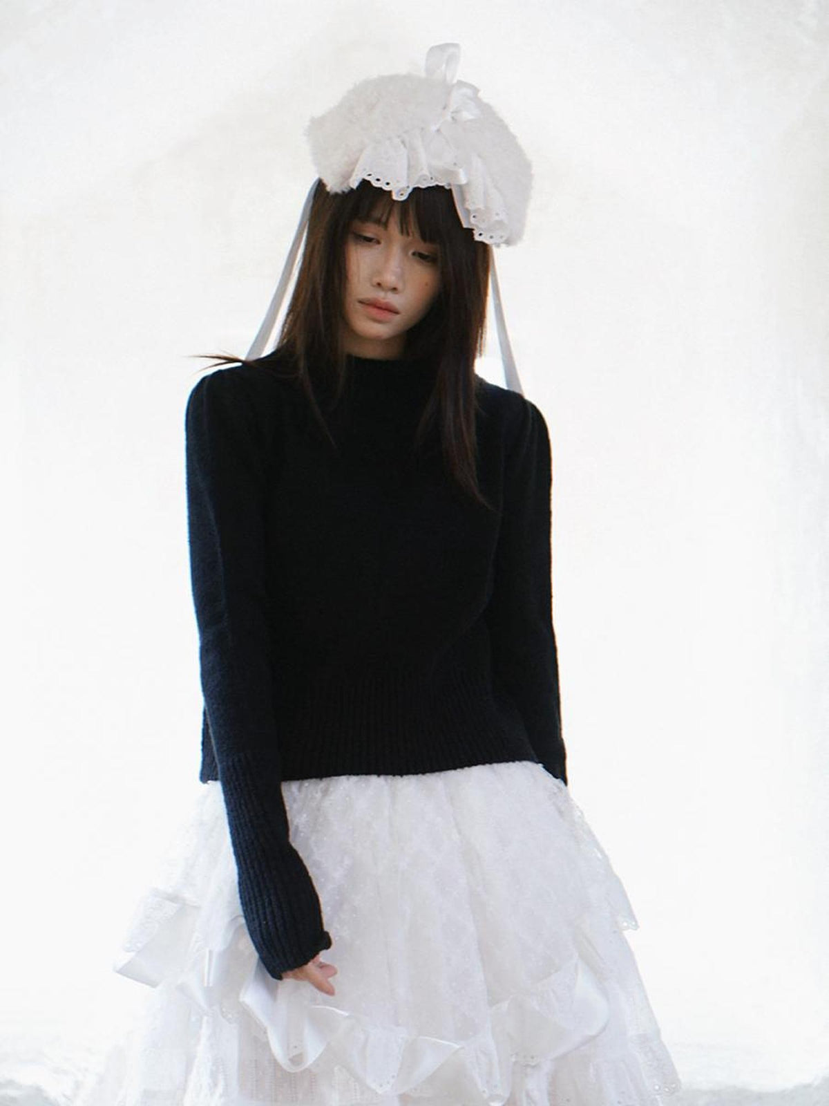 Daytoday Minimalist Straight Shoulder Round Neck Long Sleeve Women&
