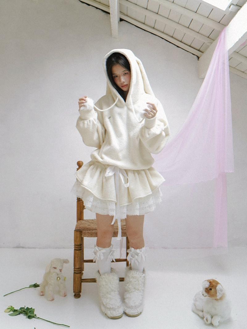 Daytoday Plush Angel Ear Pompom Lace Low Waist Hooded Women&