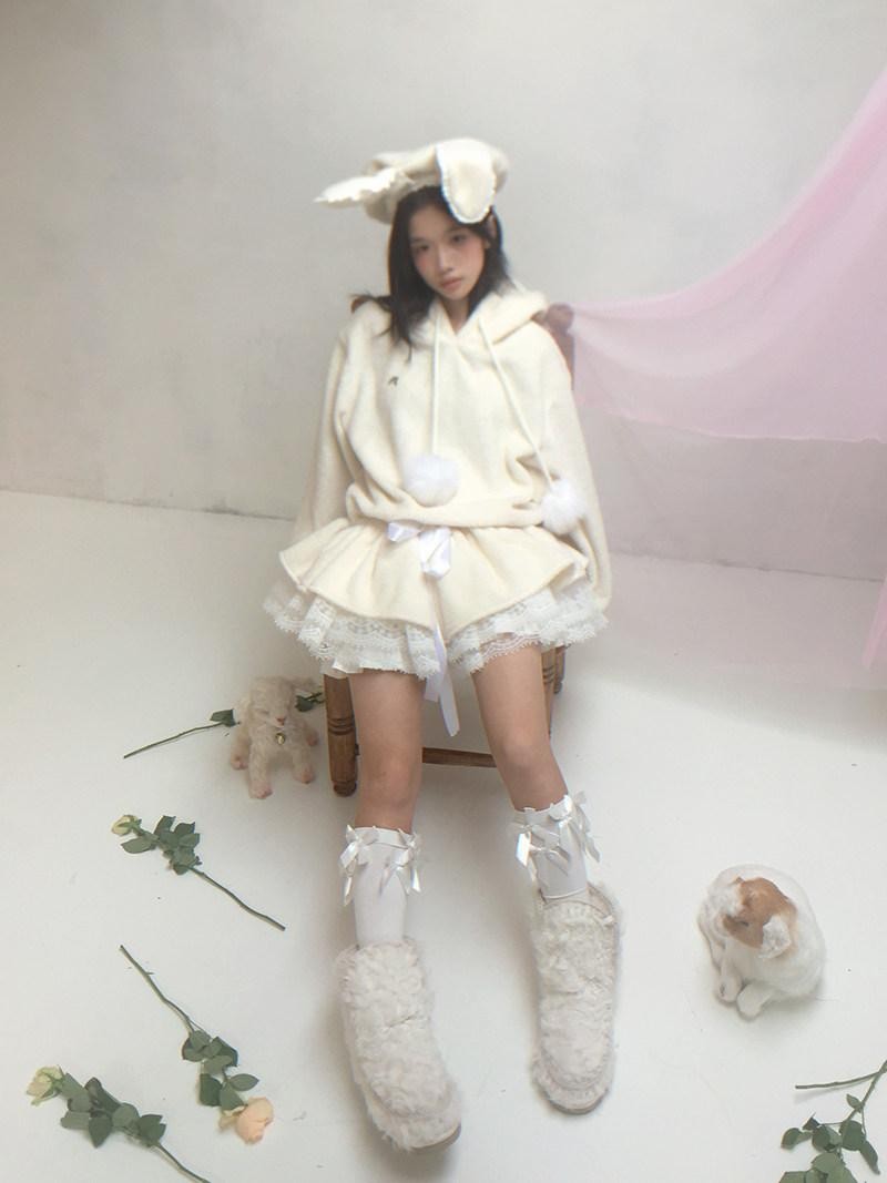 Daytoday Plush Angel Ear Pompom Lace Low Waist Hooded Women&