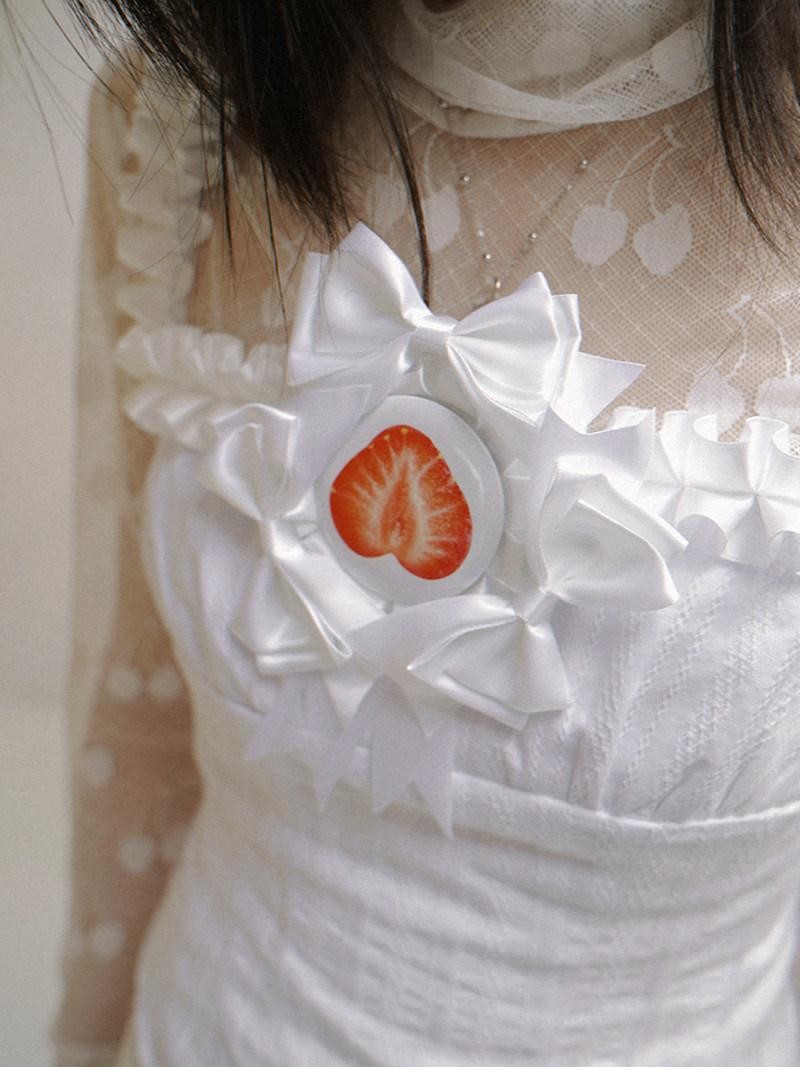 Daytoday Polka Dot Strawberry Badge Zipper Slim Women&