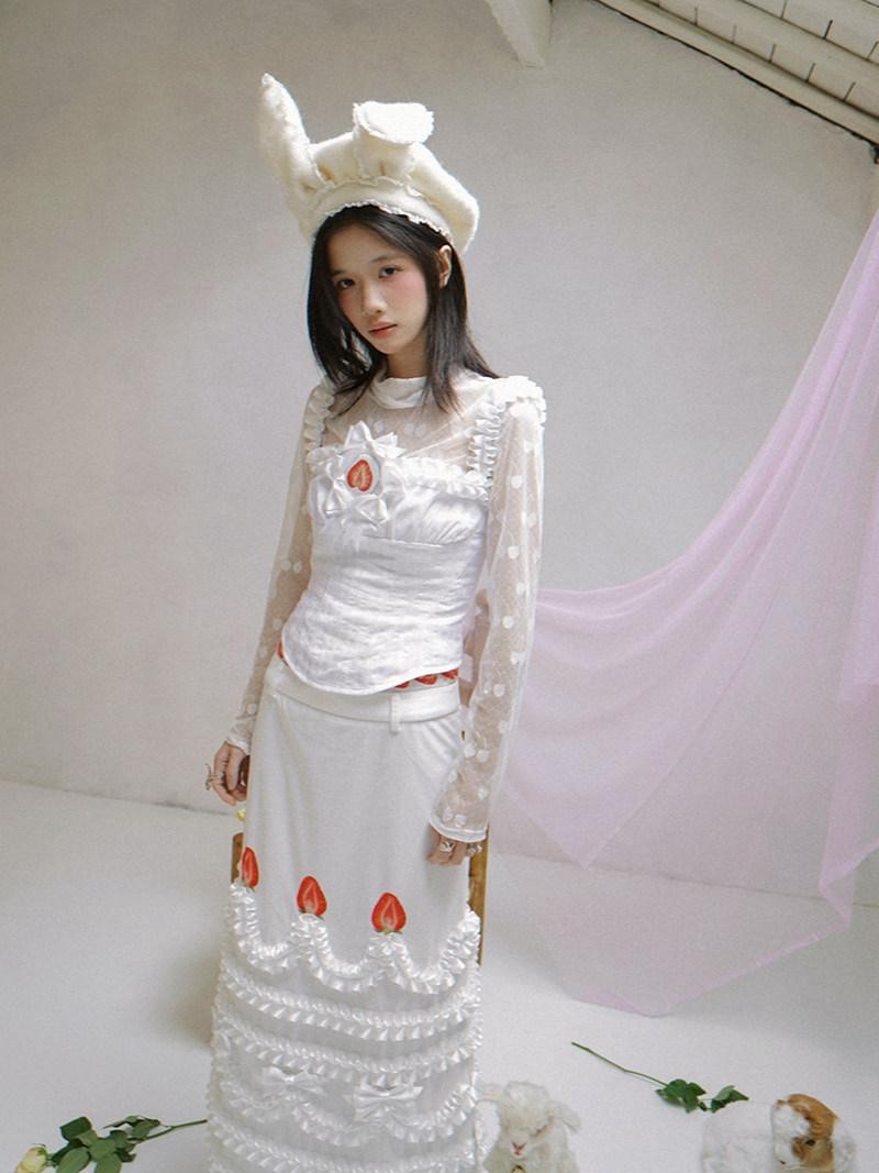Daytoday Polka Dot Strawberry Badge Zipper Slim Women&