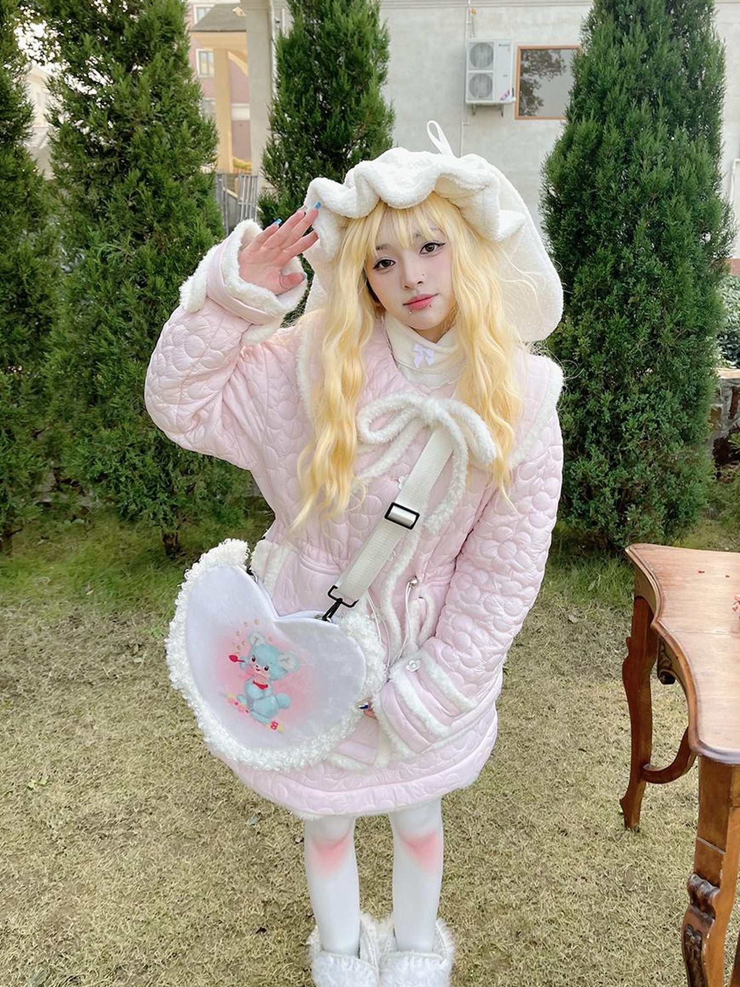 Daytoday Snowy Floral Puff Coat V Neck T Shirt Long Sleeve