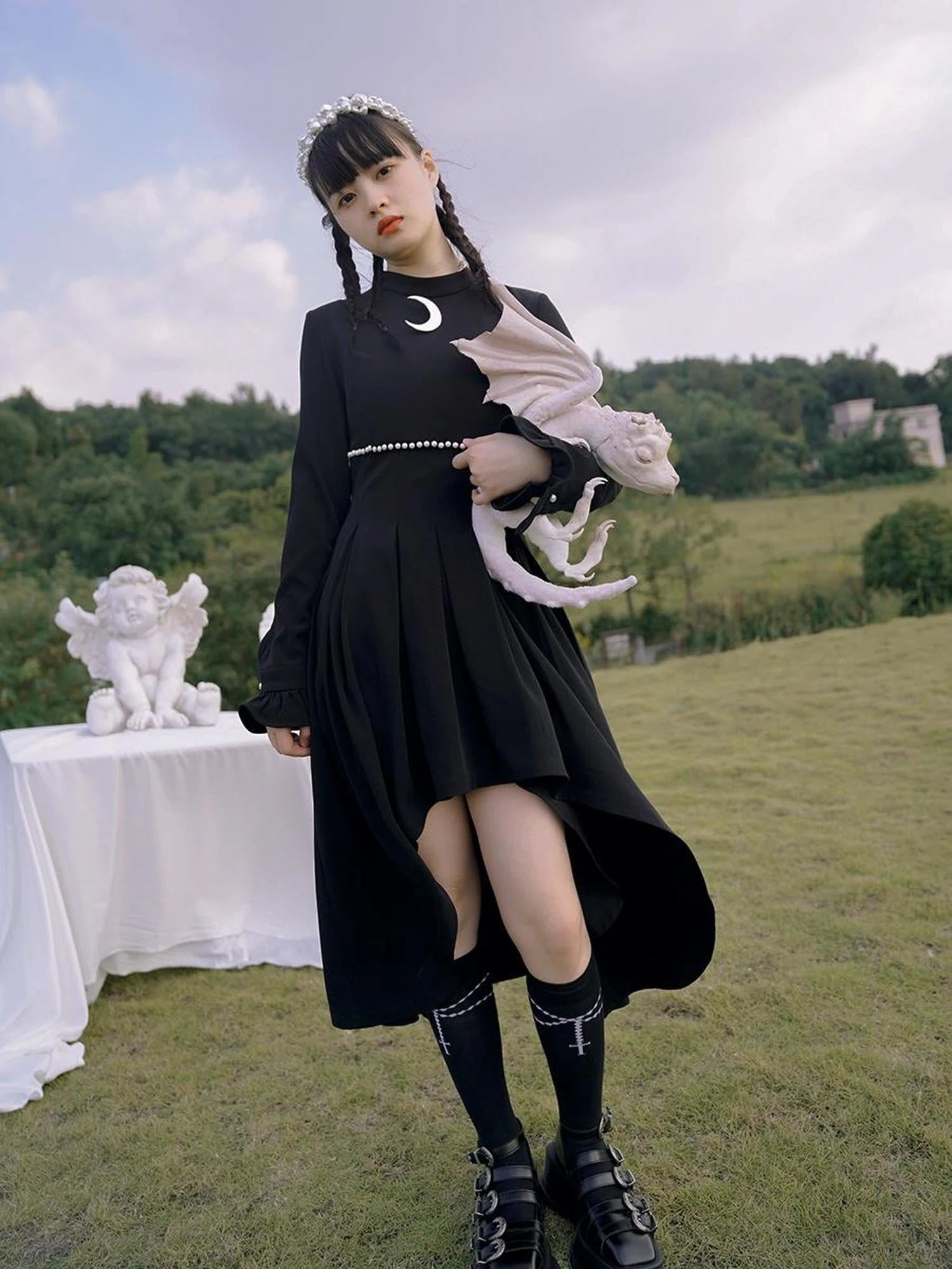 Star Dolphin Love Fear Mirror Pin