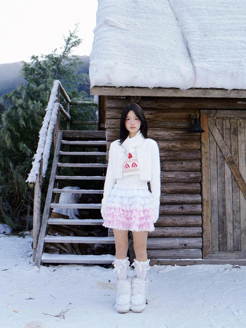 Daytoday Strawberry Cake Jacquard Knit Floral Women&