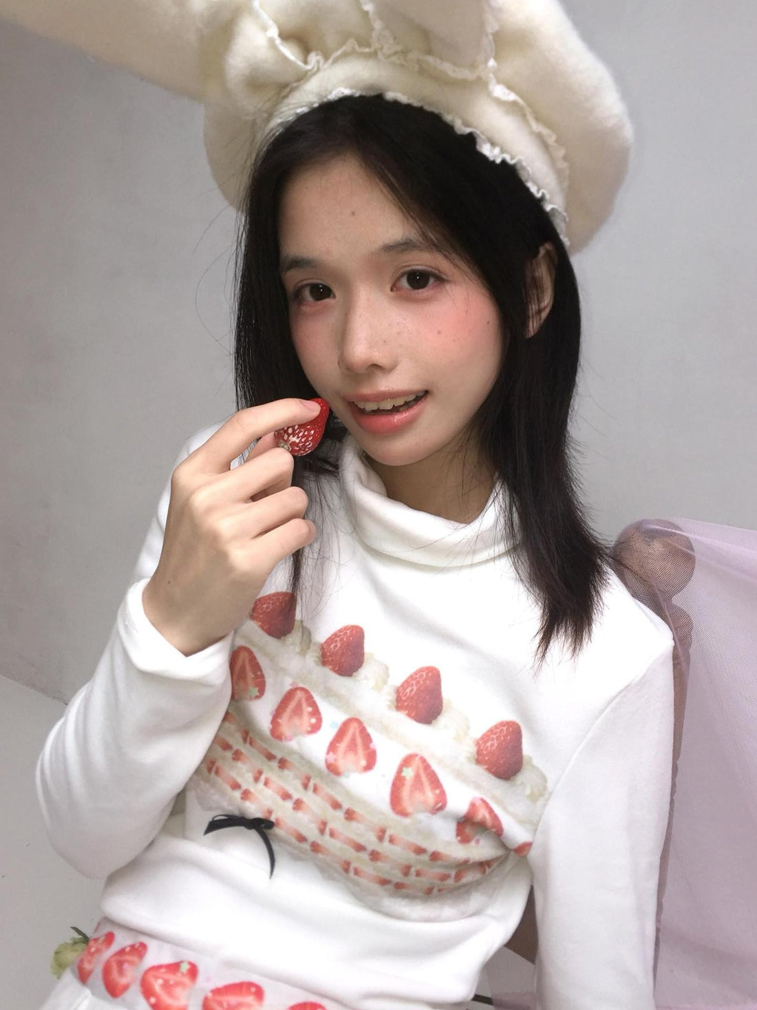 Daytoday Strawberry Cake Print High Neck Slim Fit Women&