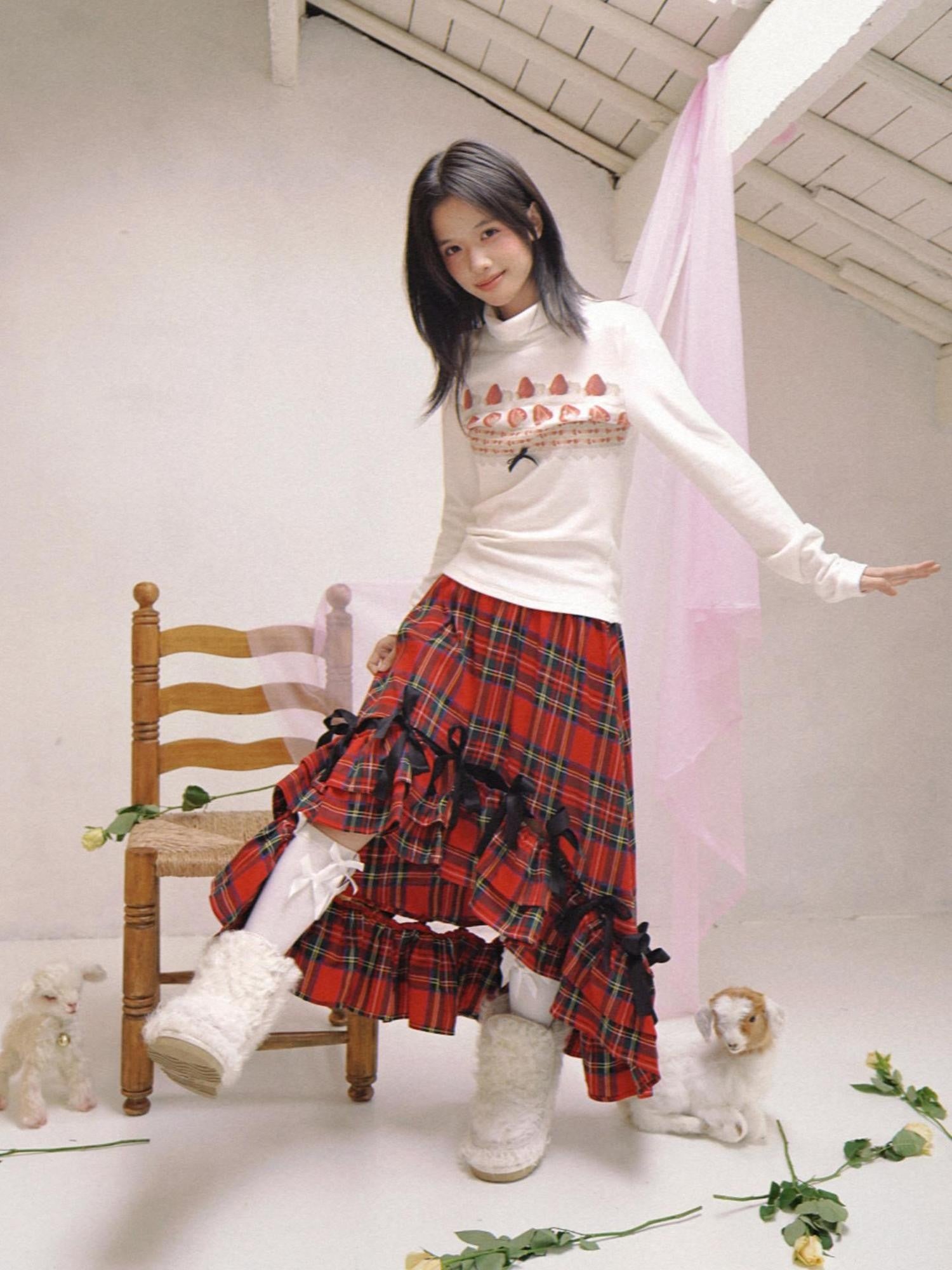 Daytoday Strawberry Cake Print High Neck Slim Fit Women&