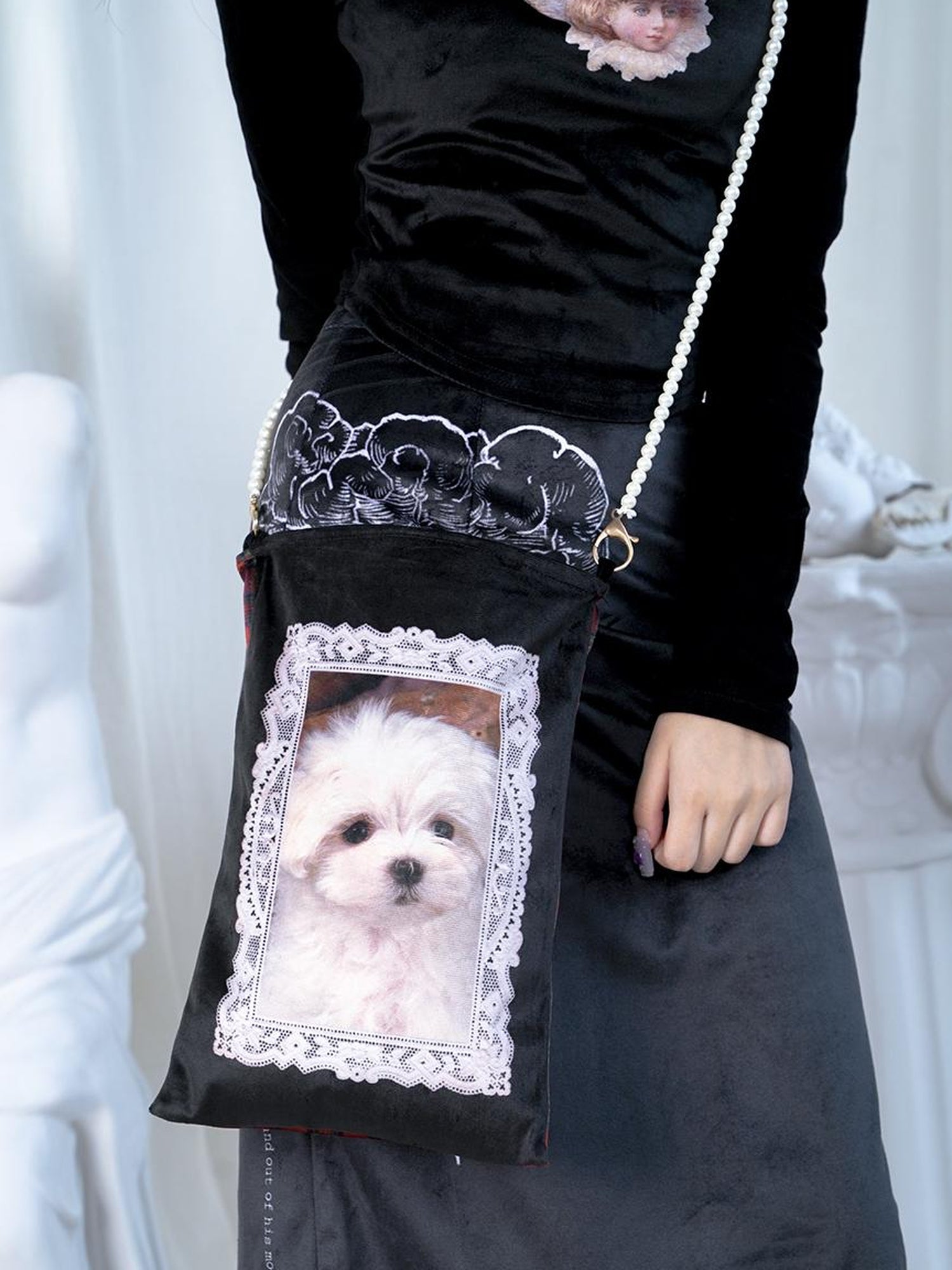 Daytoday Velvet Mini Crossbody Bag With Angel Lamb Oyster Puppy Print