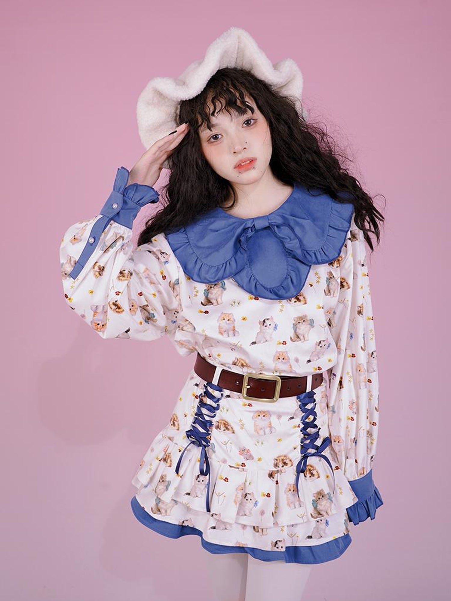 Daytoday Velvet Tulip Kitten Print Bow Tie Flared Mini Skirt