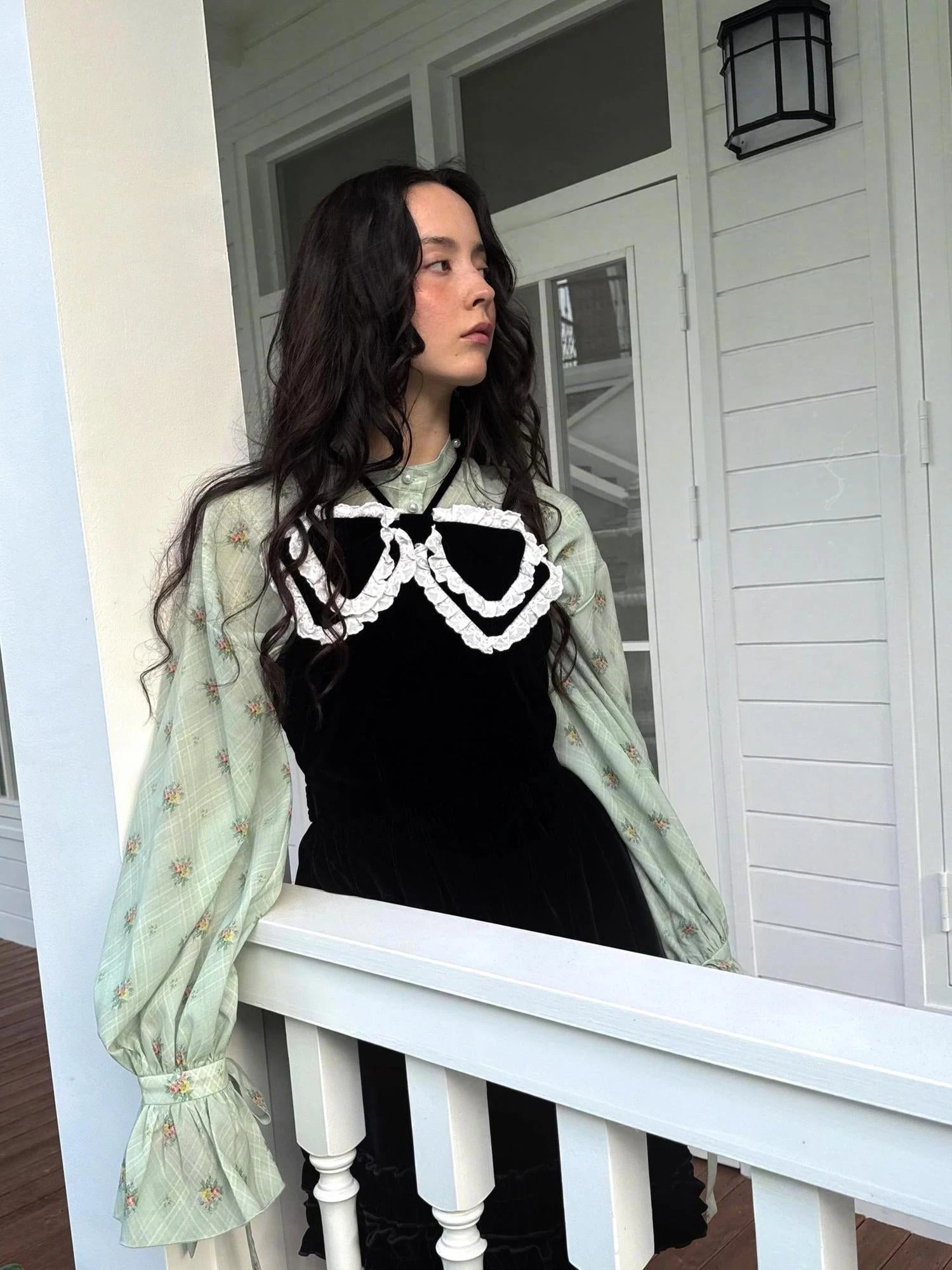 Vintage Bow Print Puff Sleeve Blouse