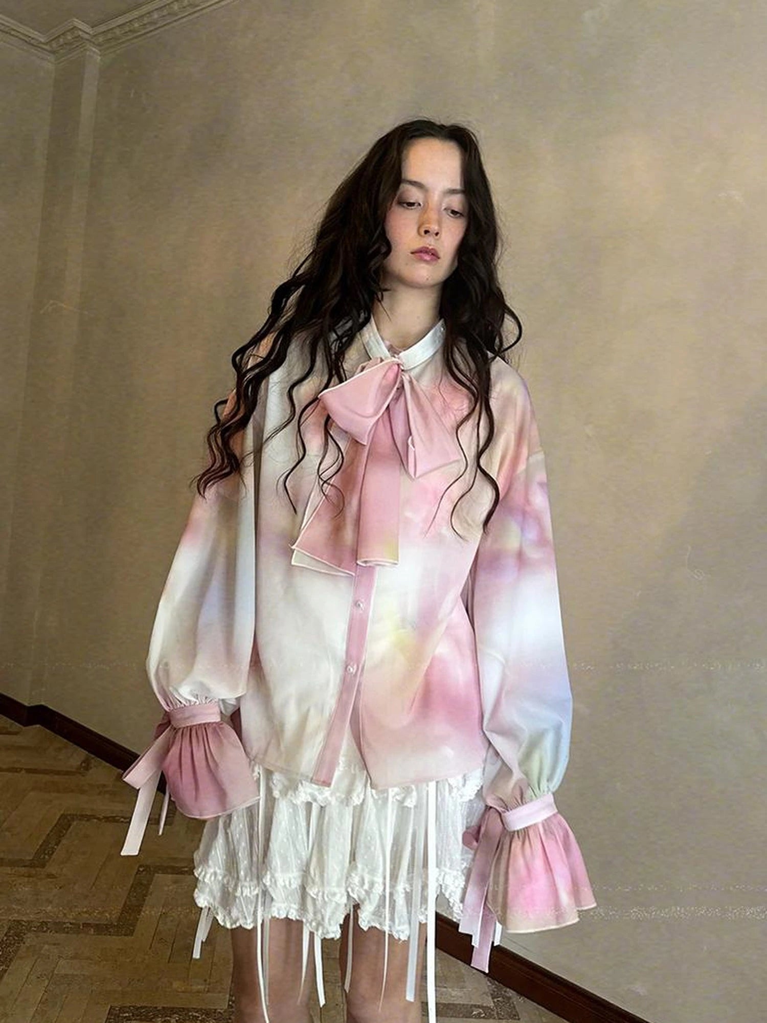 Vintage Bow Print Puff Sleeve Blouse