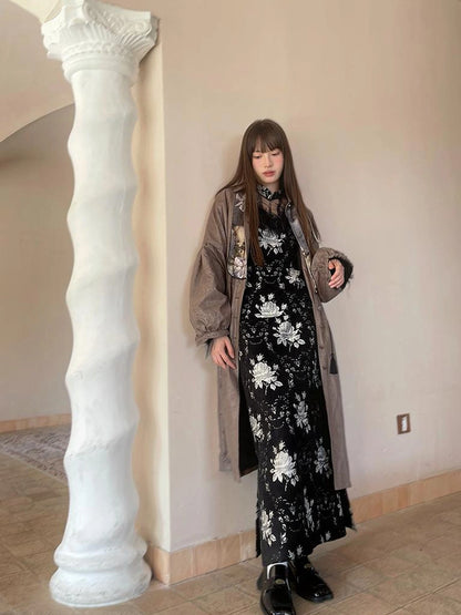 Vintage Floral Jacquard Side Slit Midi Skirt