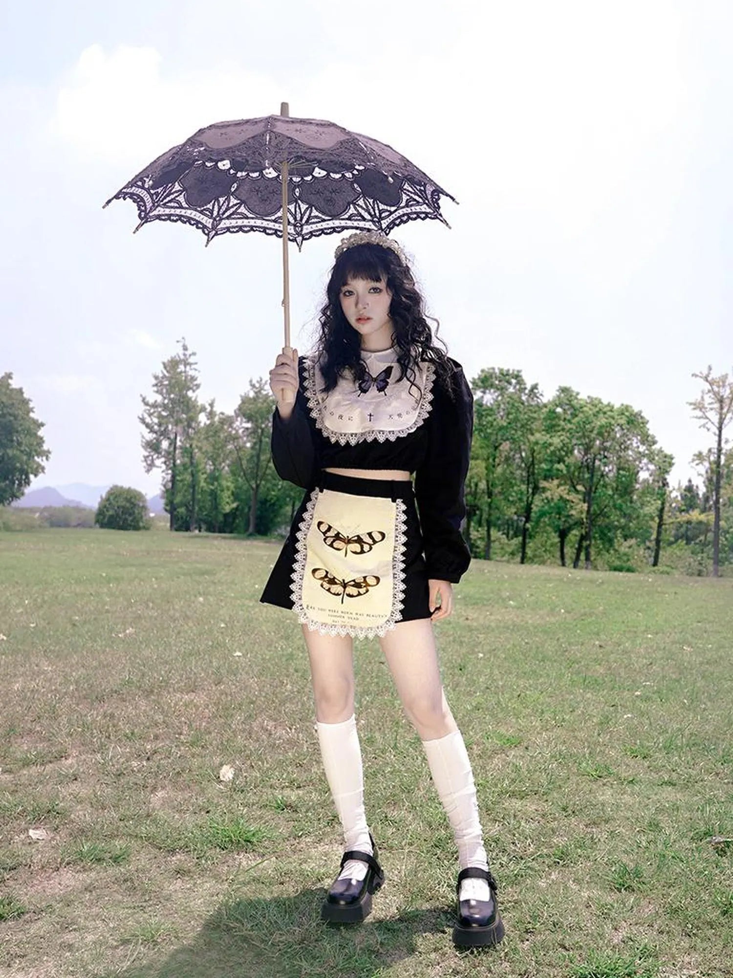 Vintage Lace Print Rabbit Short Skirt