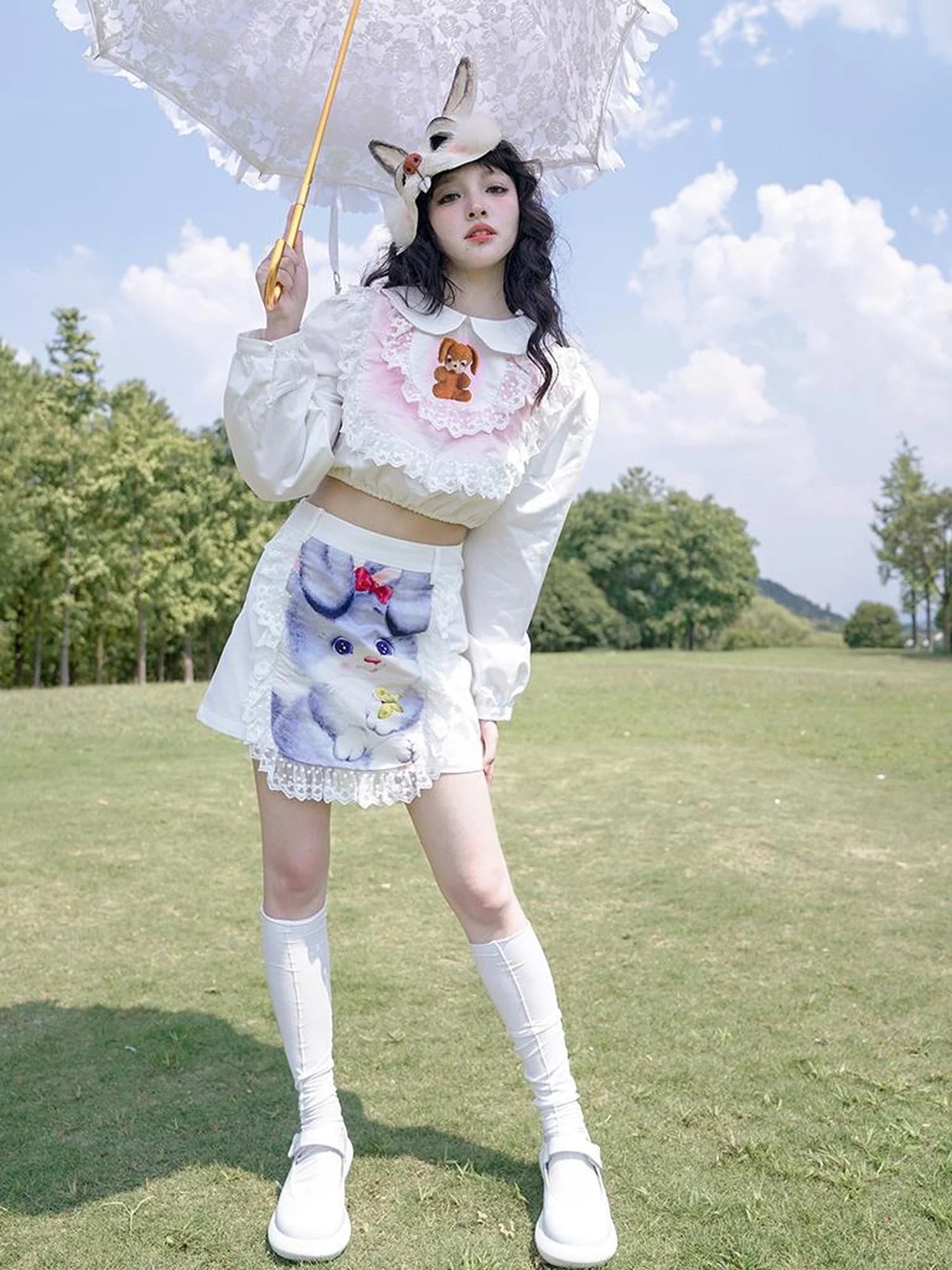 Vintage Lace Print Rabbit Short Skirt