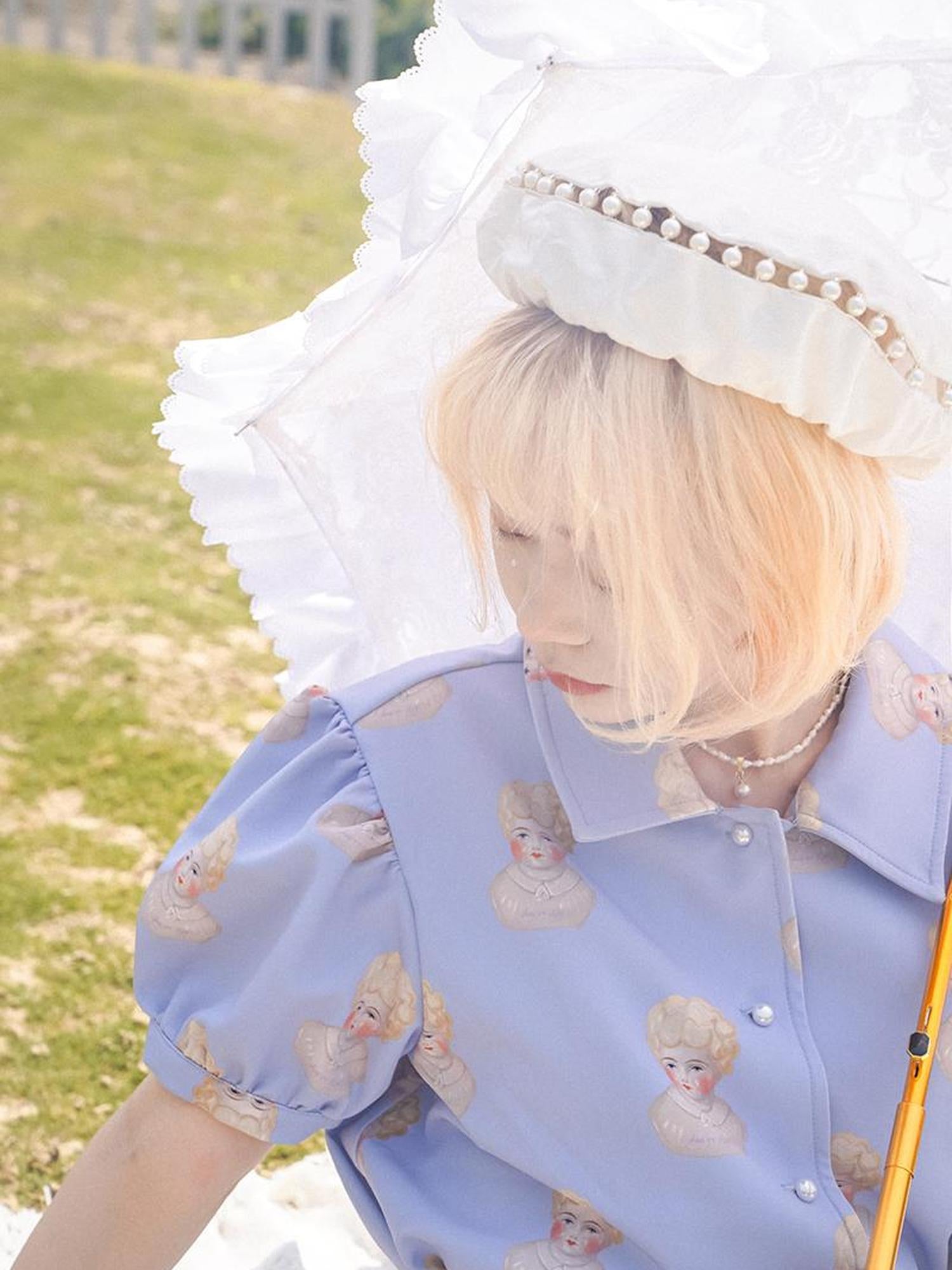 Daytoday Vintage Porcelain Doll Floral Print Shirt