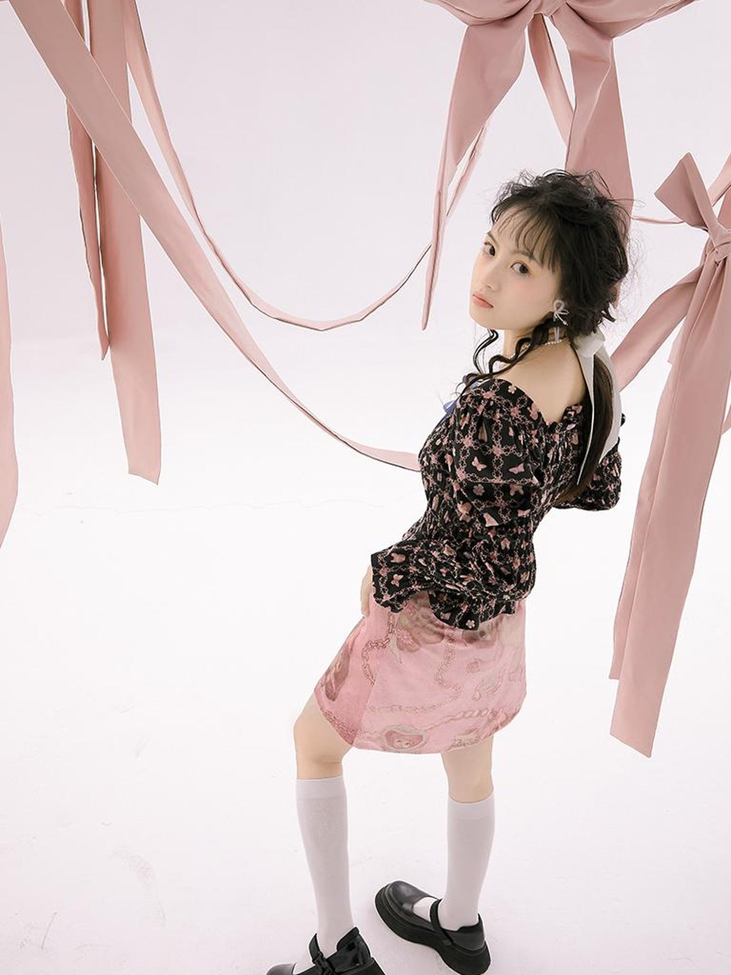 Daytoday Vintage Velvet Top With Pink Plaid Print