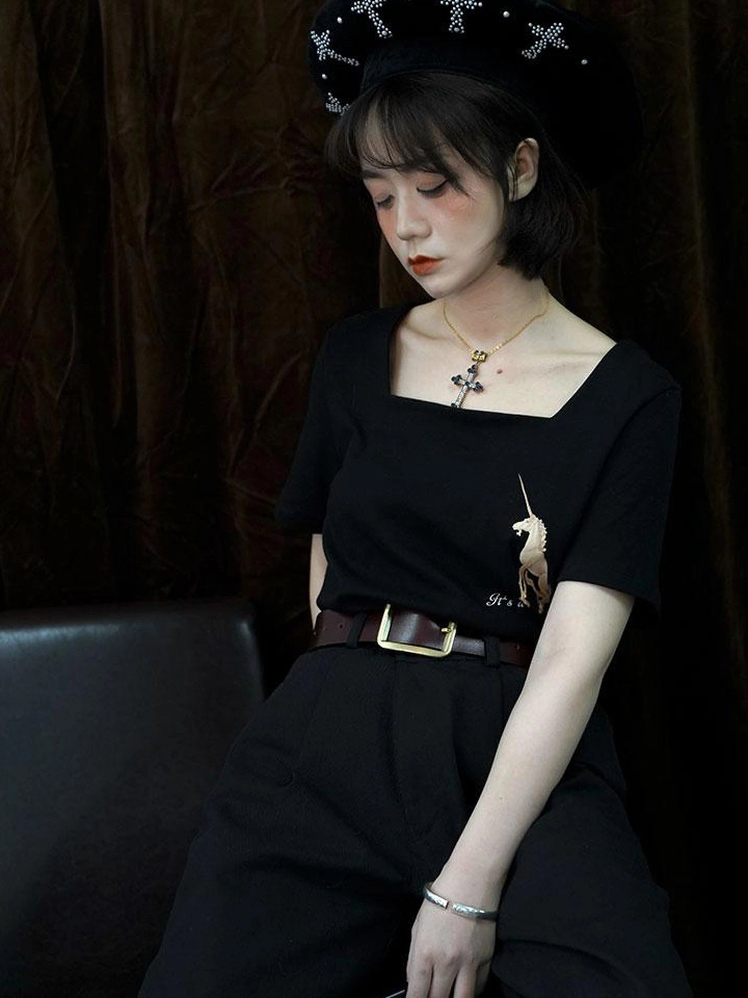 Wonderful Life Faire Cross Beret