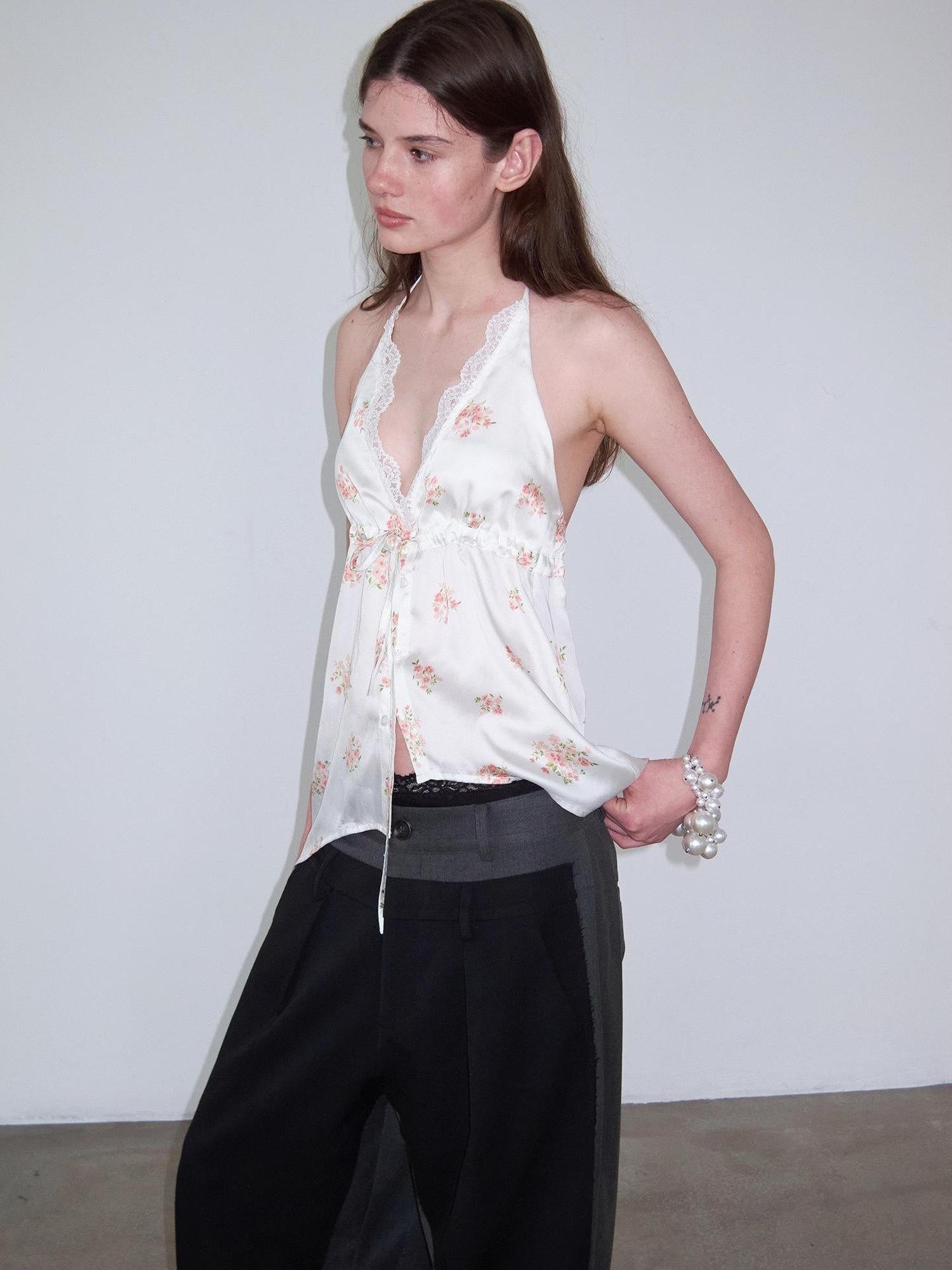 Delivery Beige Floral Satin Lace V-neck Backless Cropped Women&
