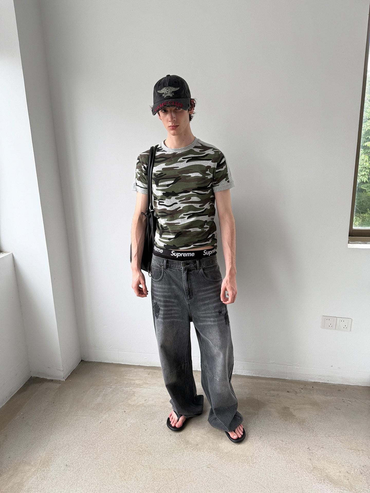 Delivery Camo Gray Panel Round Neck Loose Straight Women&