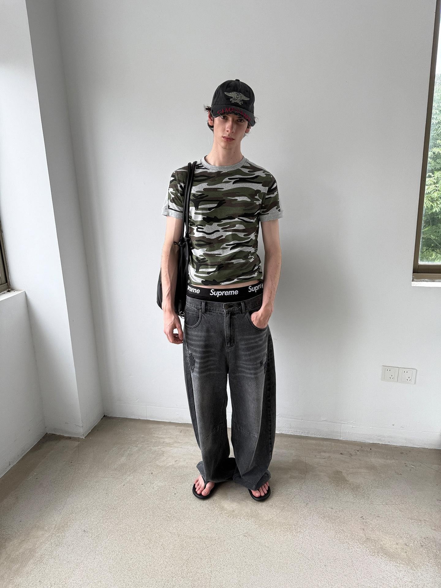 Delivery Camo Gray Panel Round Neck Loose Straight Women&