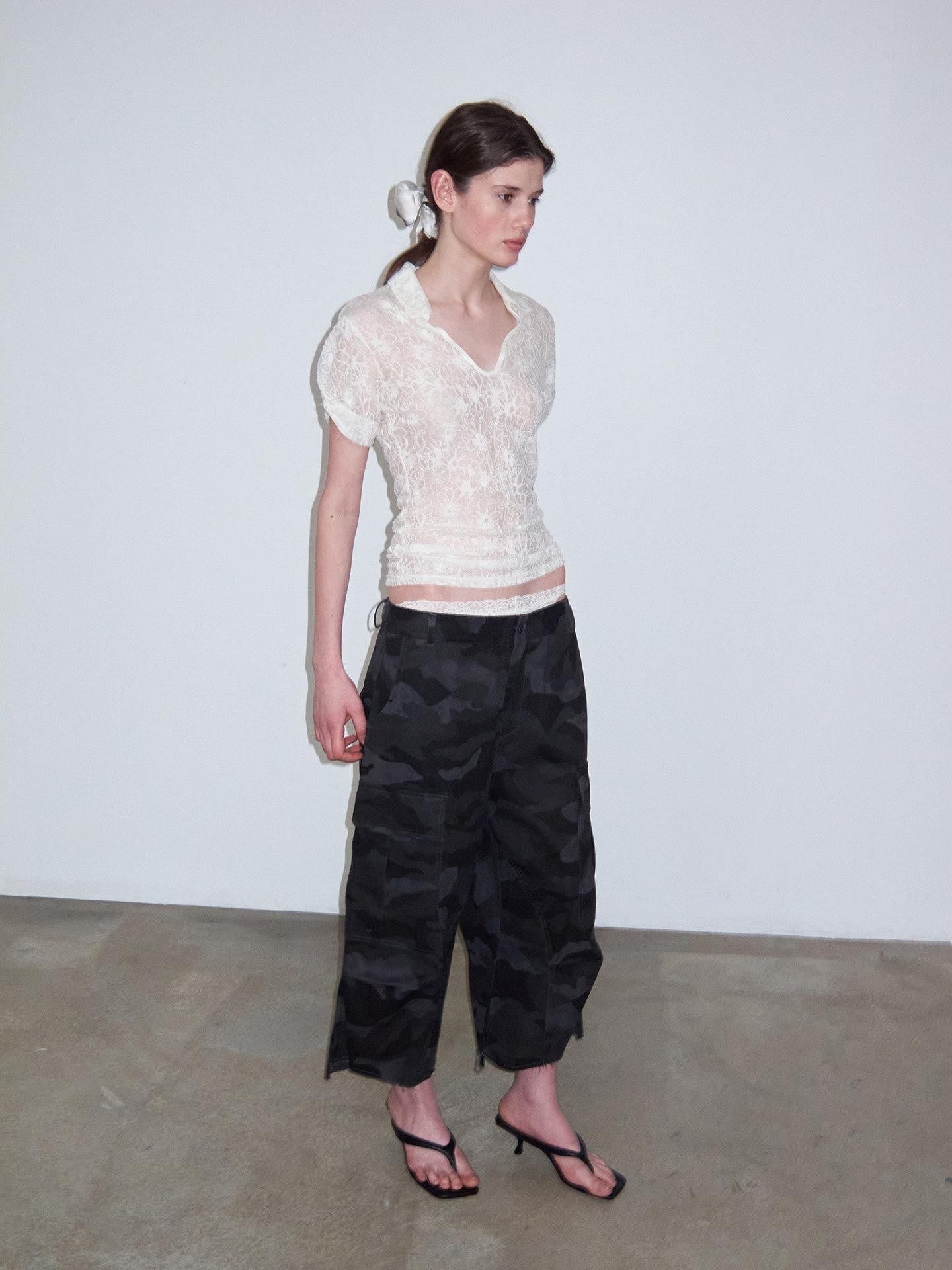 Delivery Cream Jacquard Lace Polo Collar U Neck Knit Women&