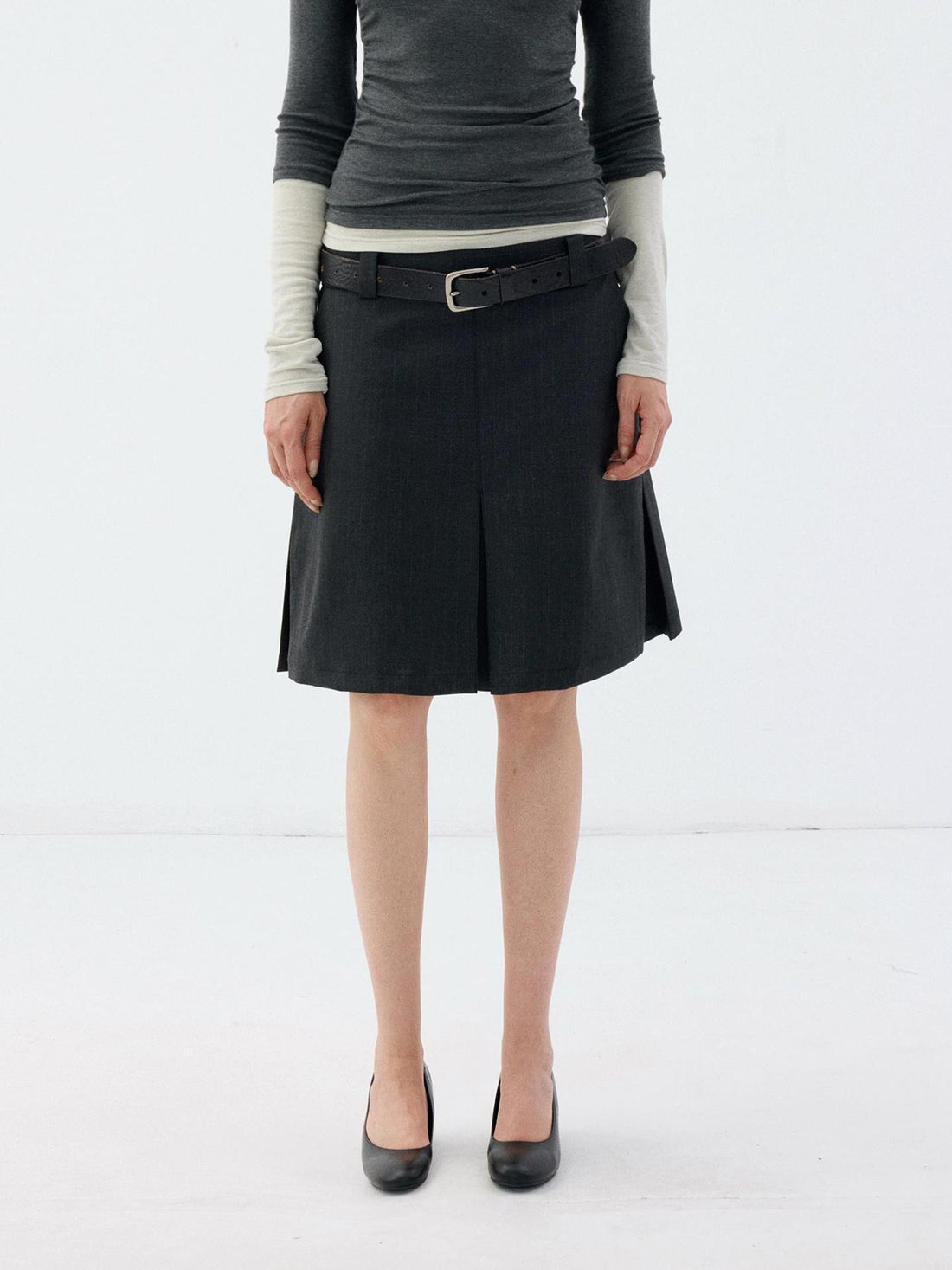 Delivery Dark Gray Pinstripe Pleated Relaxed Fit Women&