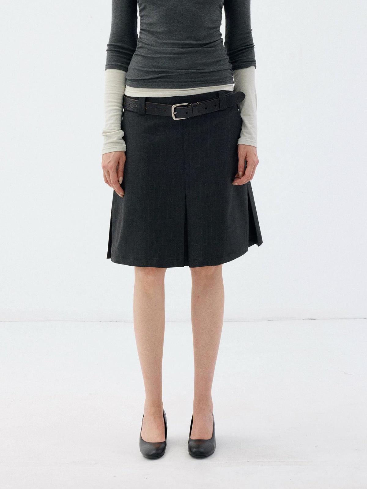 Delivery Dark Gray Pinstripe Pleated Relaxed Fit Women&