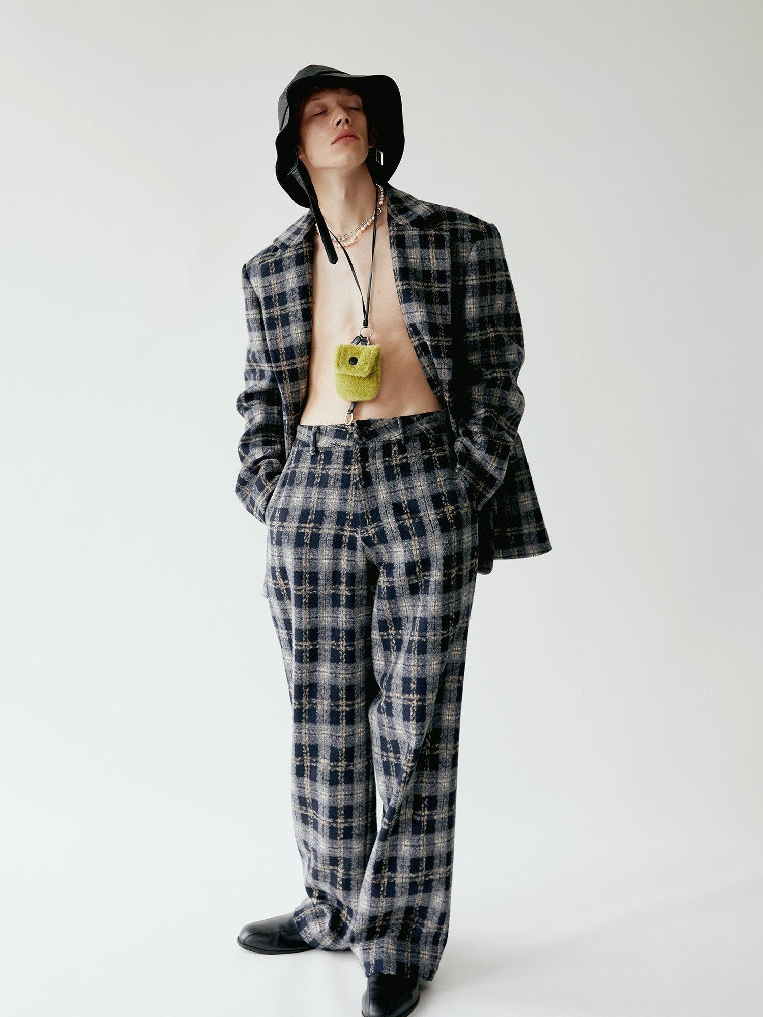 Delivery Deep Blue Plaid Loose Fit Three Button Women&
