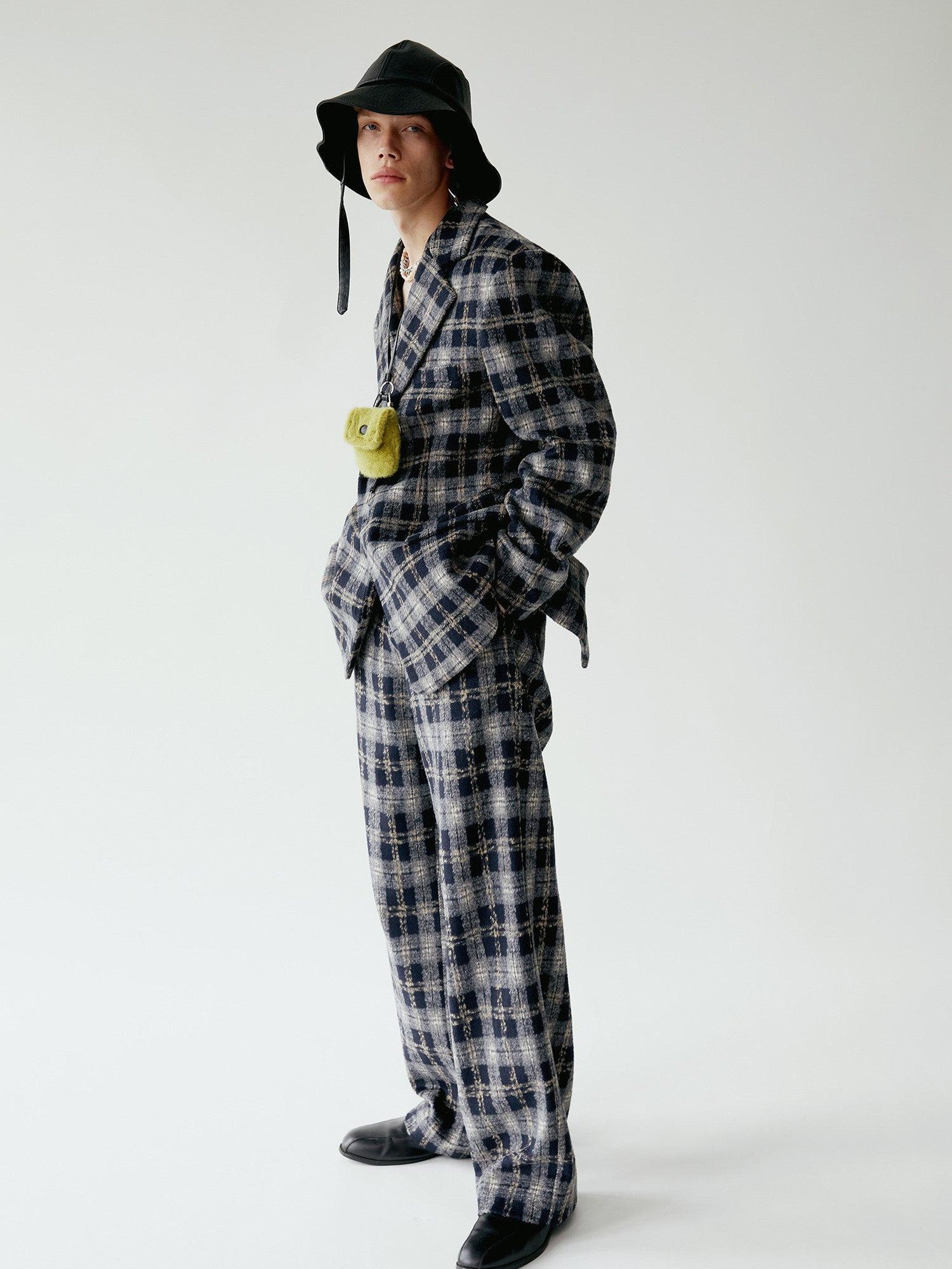 Delivery Deep Blue Plaid Loose Fit Three Button Women&