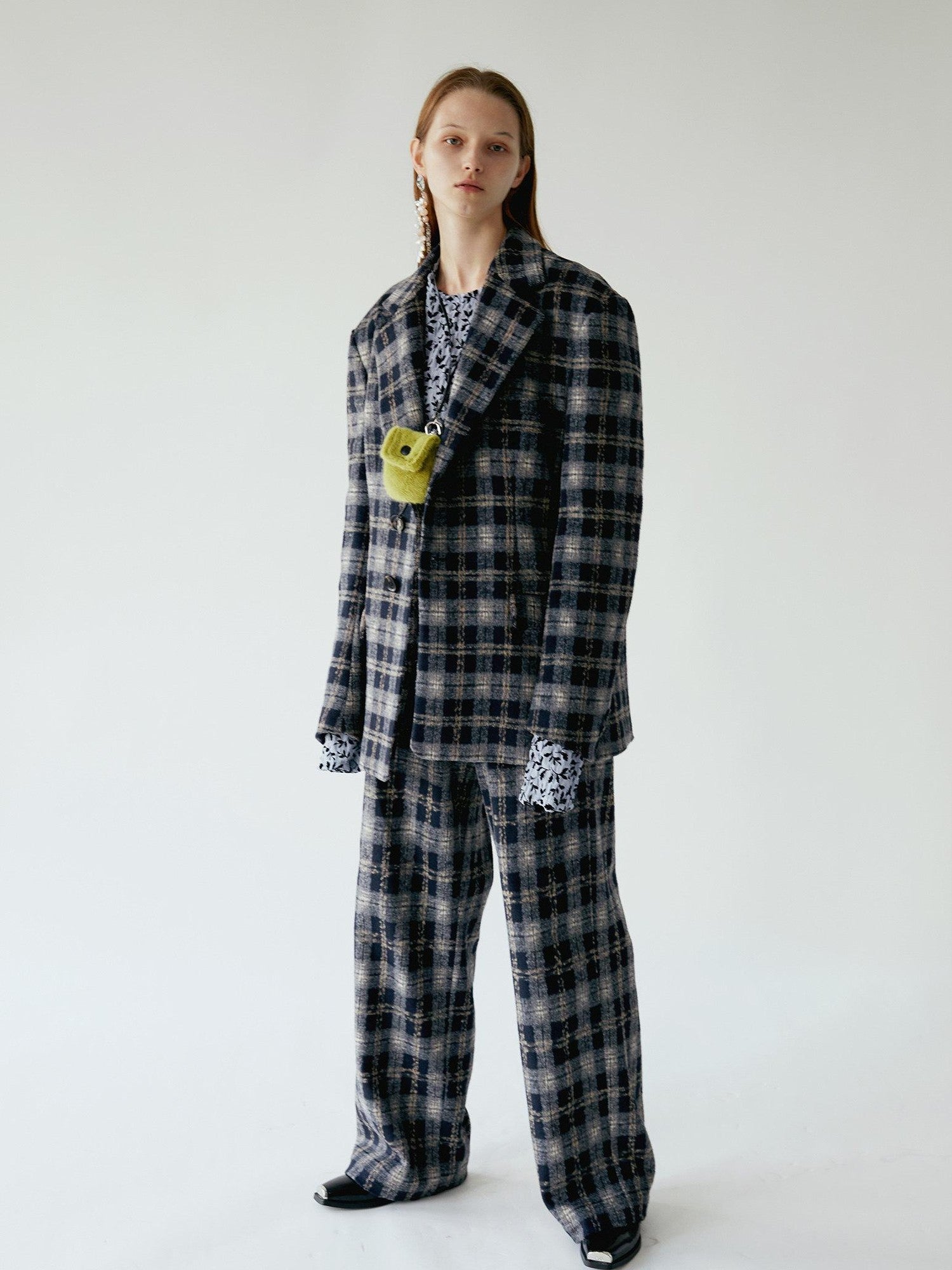 Delivery Deep Blue Plaid Loose Fit Three Button Women&