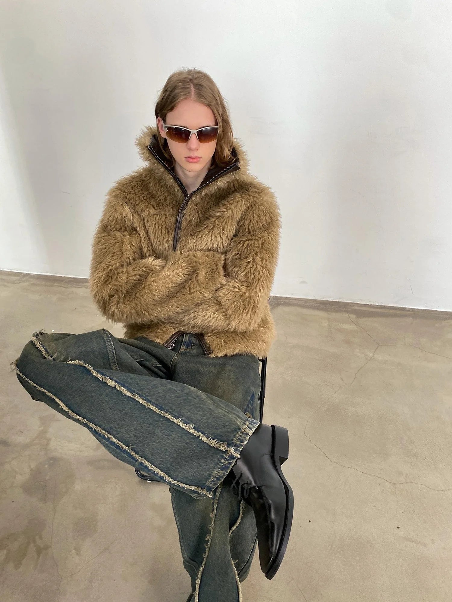 Distressed Washed Blue Denim Jeans With Frayed Hem