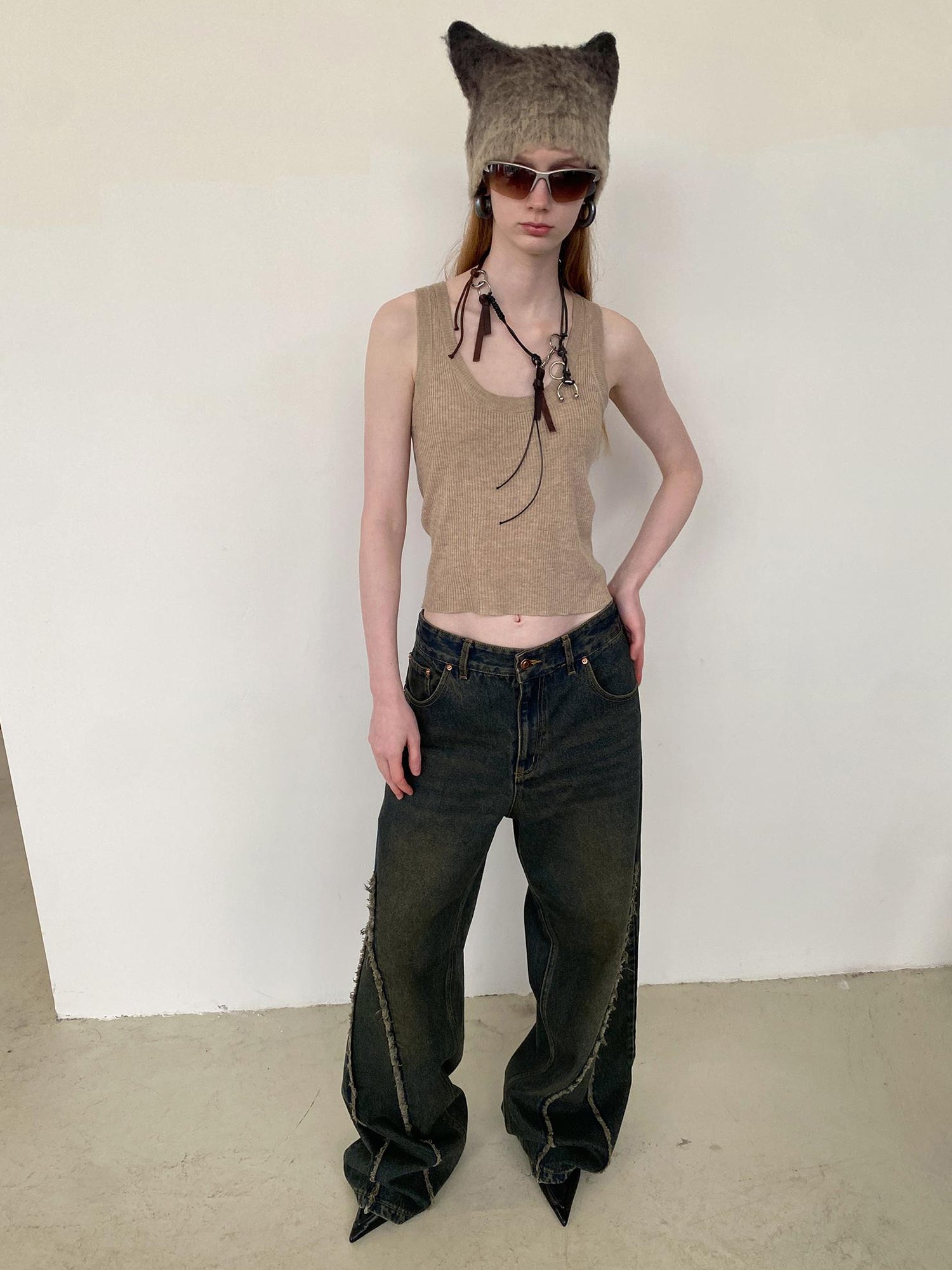 Delivery Distressed Washed Blue Denim Jeans With Frayed Hem