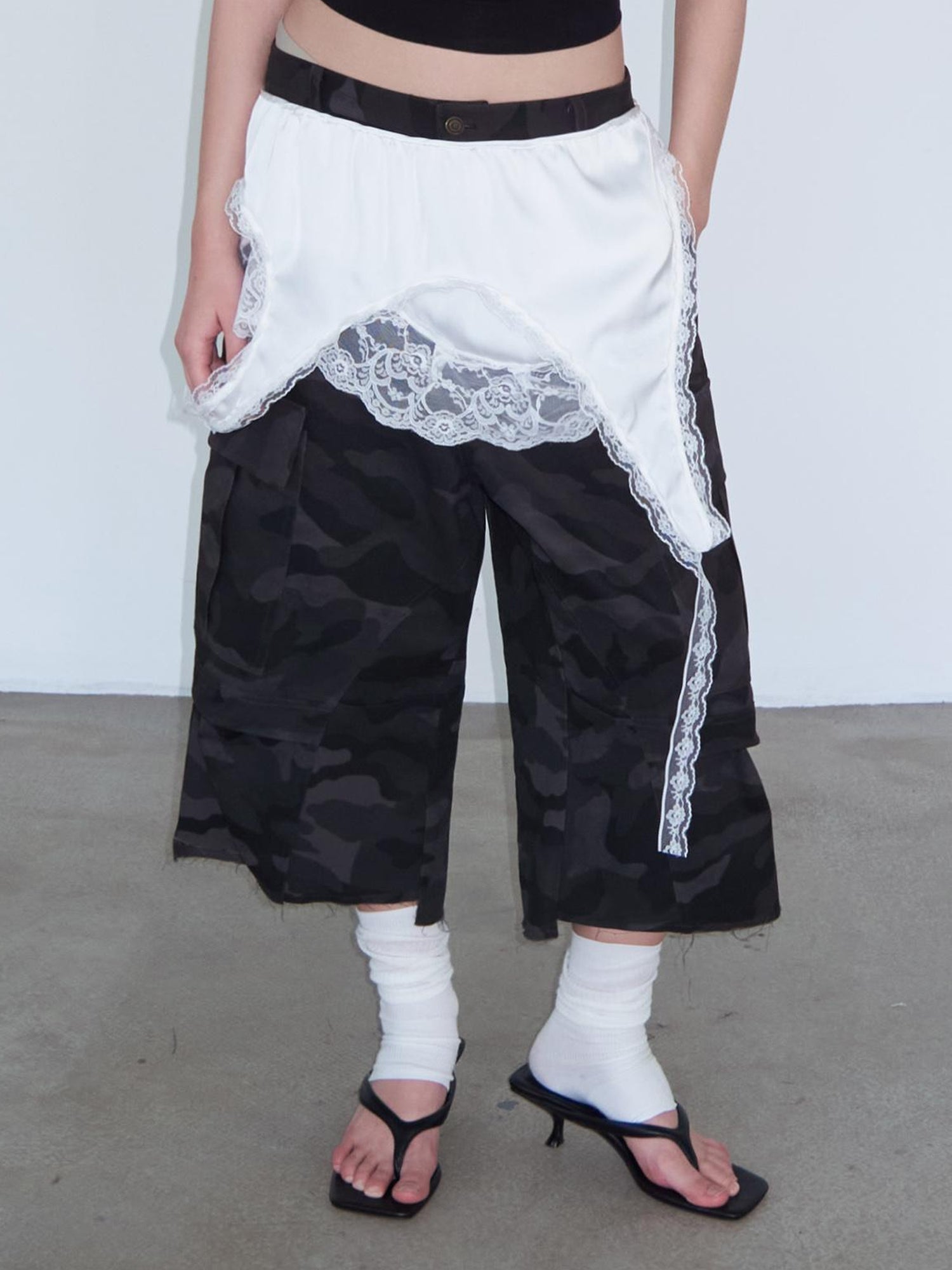 Delivery Double Layer Pleated White Satin Lace Trim Asymmetrical Slip Skirt