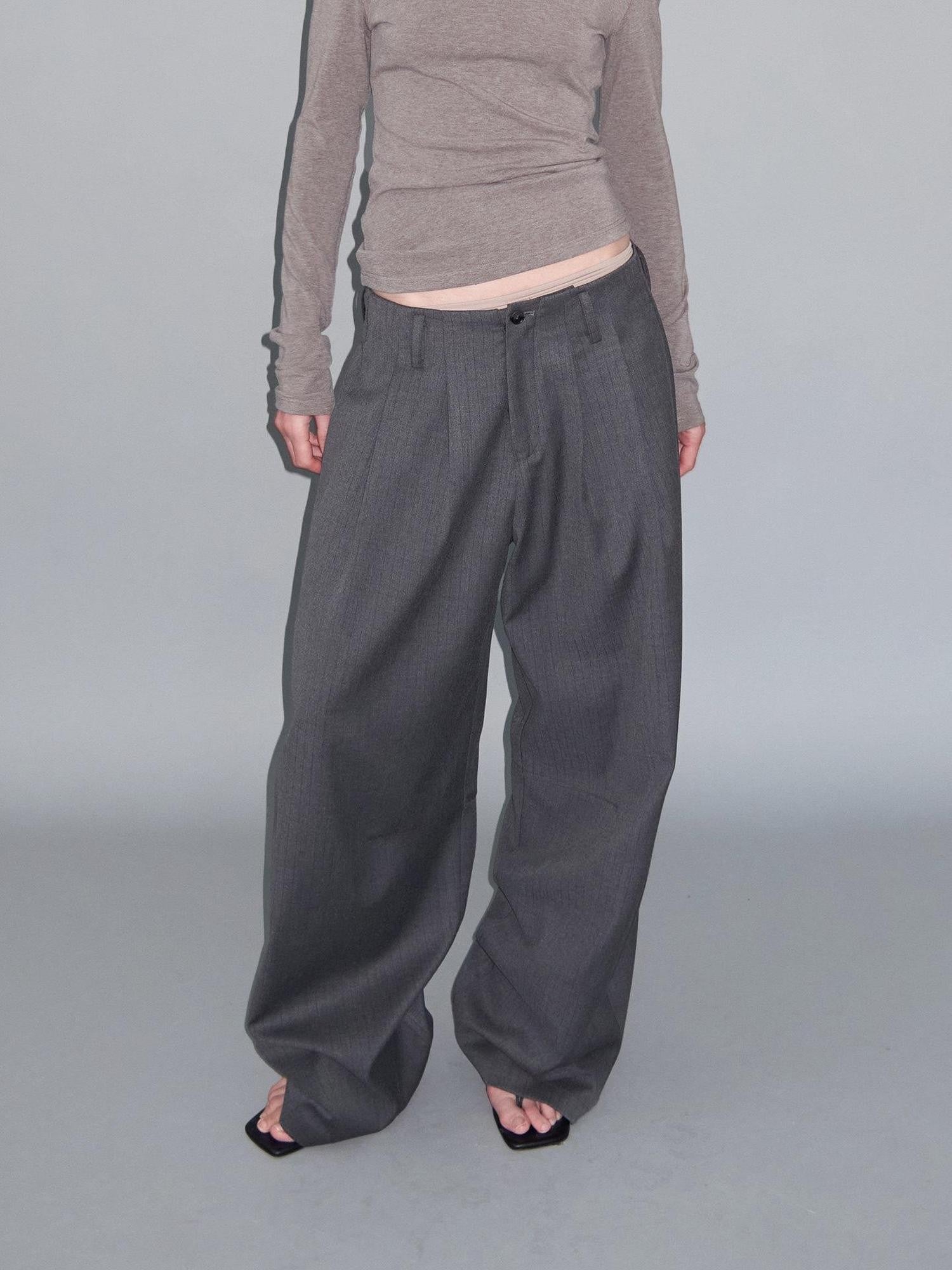 Delivery Gray Pinstripe Pleated Relaxed Women&