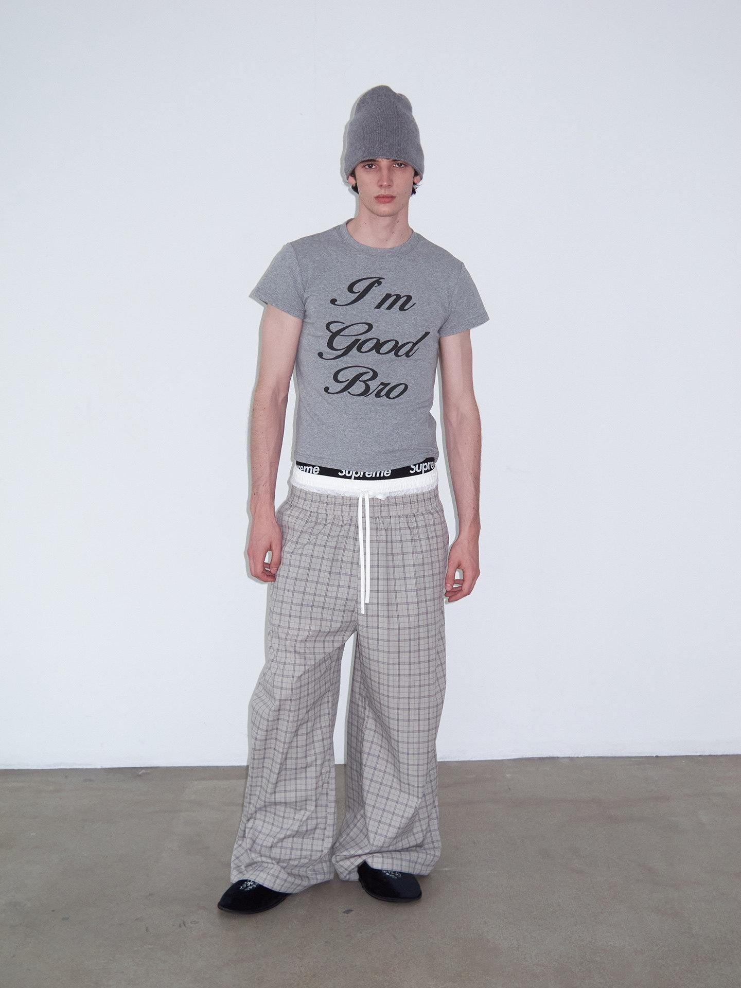 Delivery Gray Playful Letter Print Straight Cut Women&