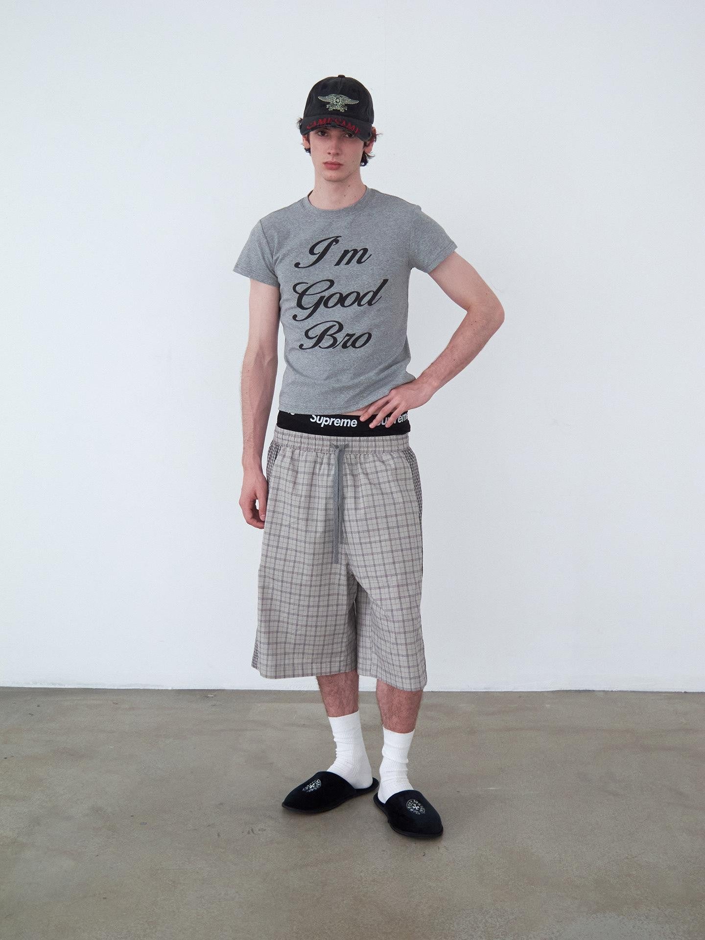 Delivery Gray Playful Letter Print Straight Cut Women&