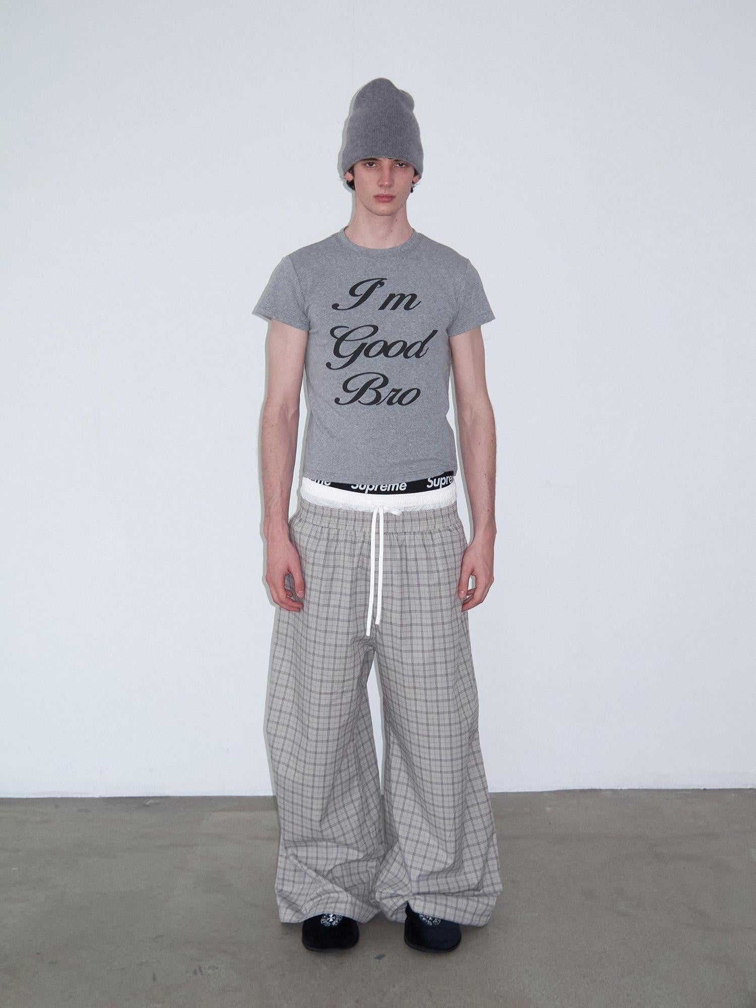 Delivery Gray Playful Letter Print Straight Cut Women&