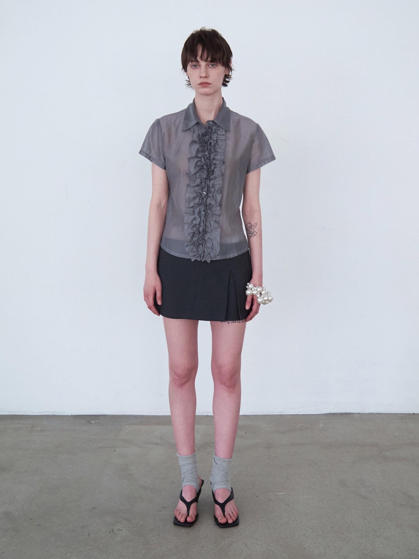 Delivery Gray Pleated Lace Trim Short Sleeve Collared Women&