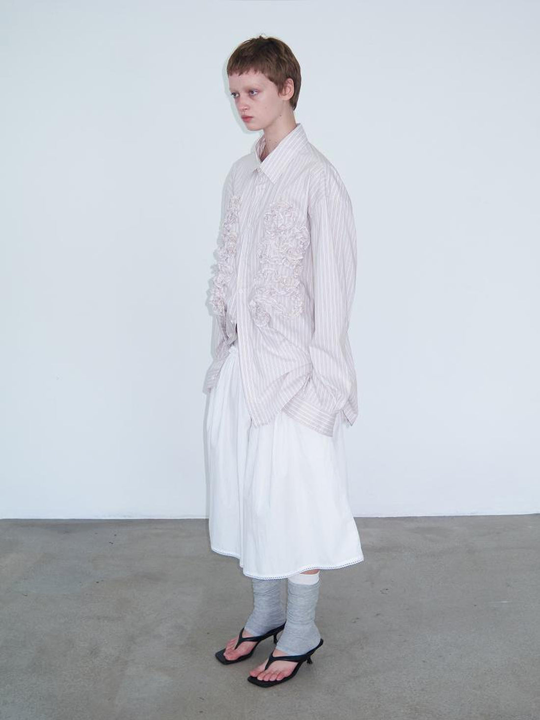 Delivery Irregular 3D Pleated Lace Trimmed Shirt In Lavender Stripe