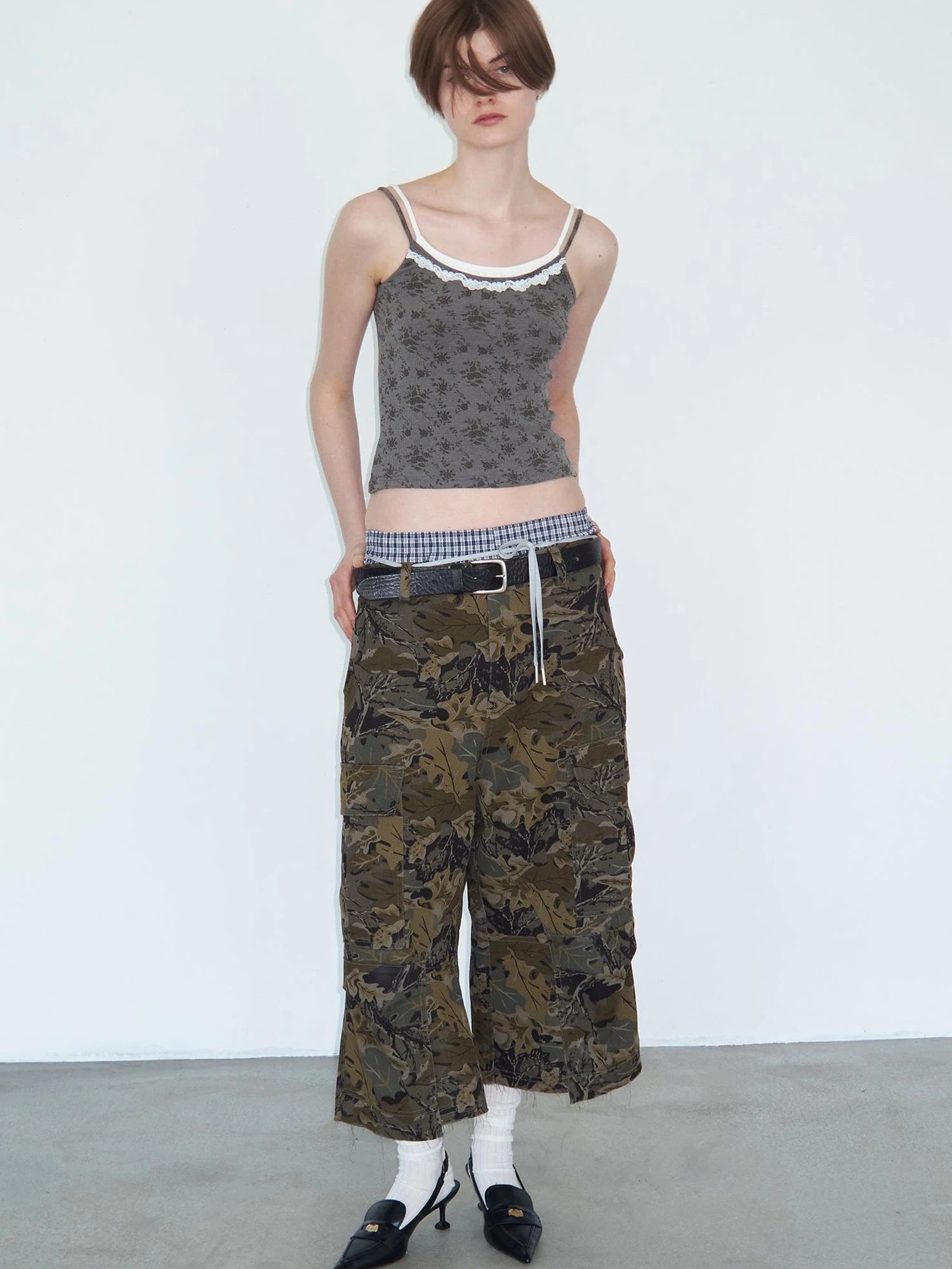 Lace Paneled Knit Camisole With Floral Print