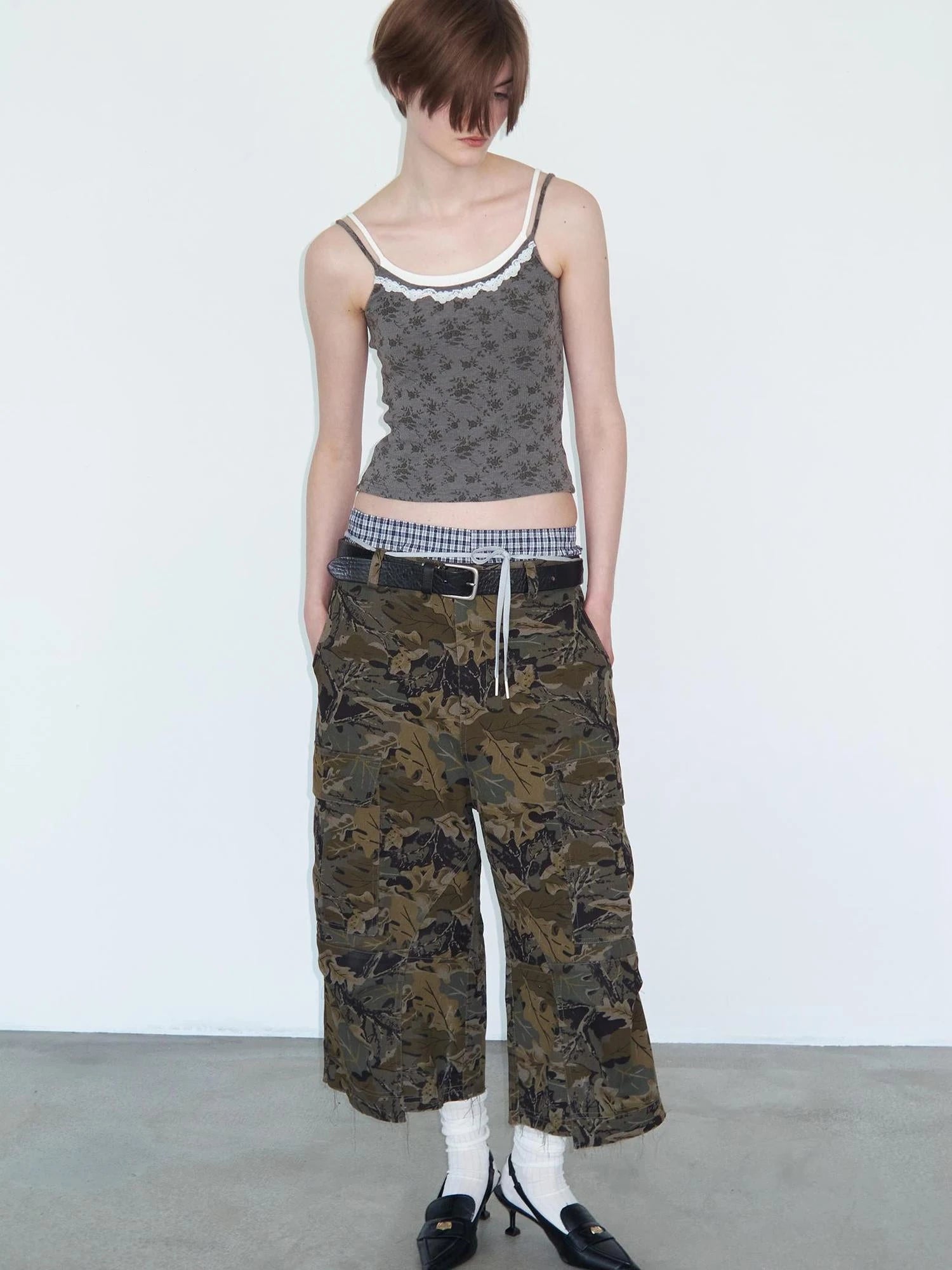 Lace Paneled Knit Camisole With Floral Print