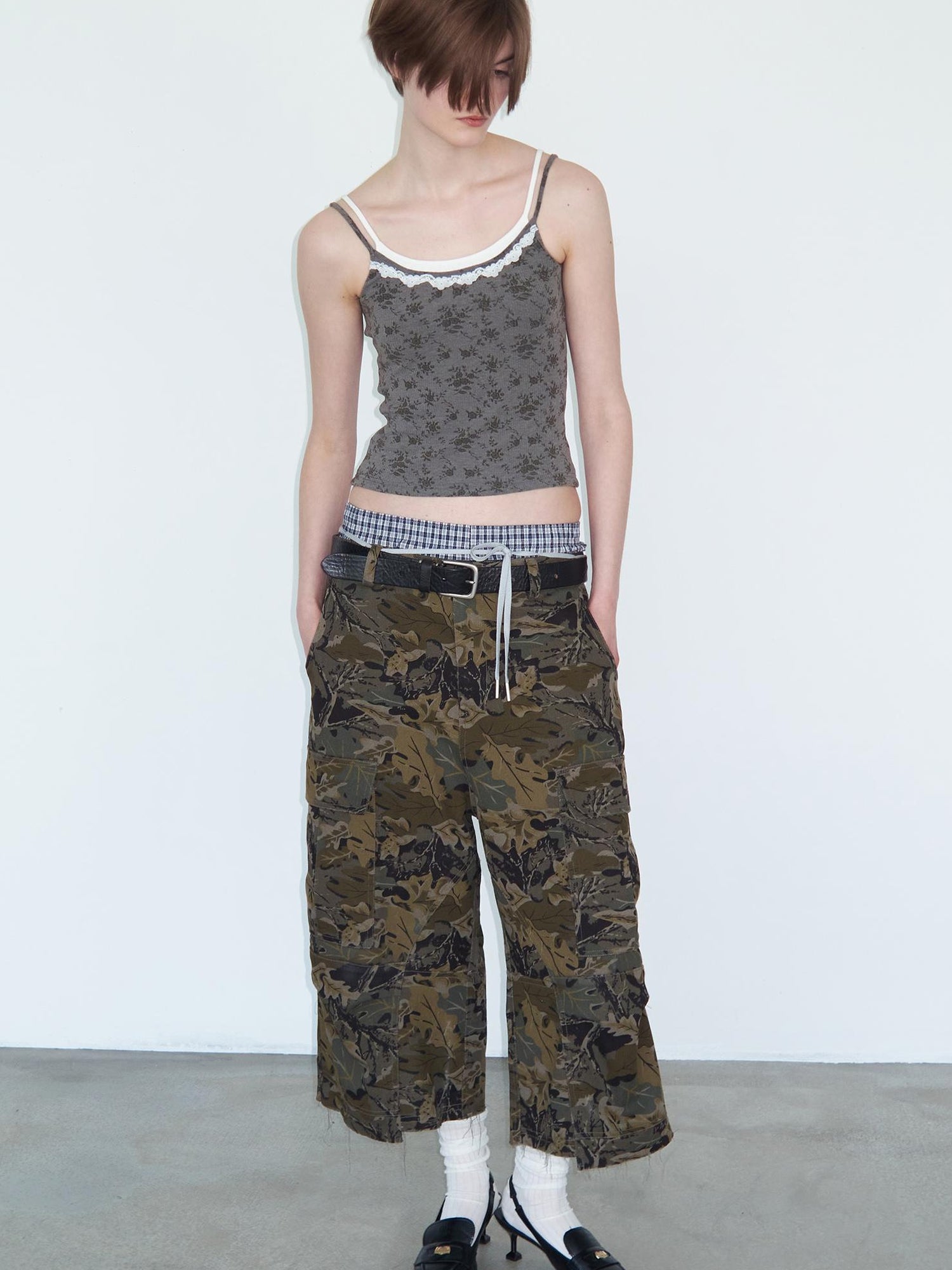 Delivery Lace Paneled Knit Camisole With Floral Print