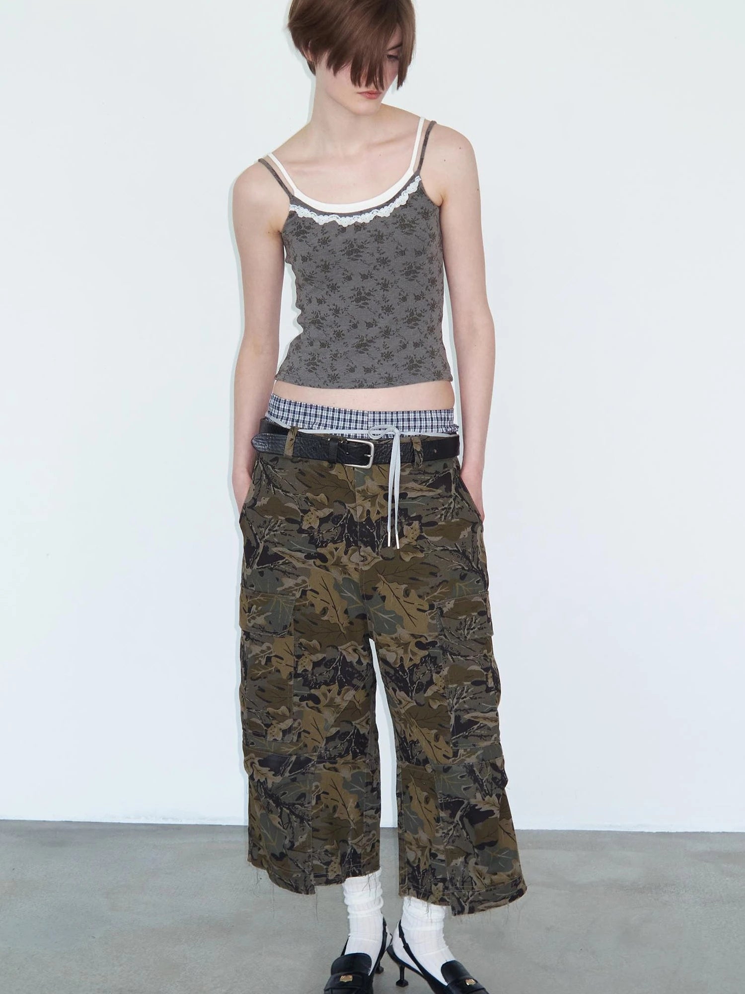 Lace Paneled Knit Camisole With Floral Print