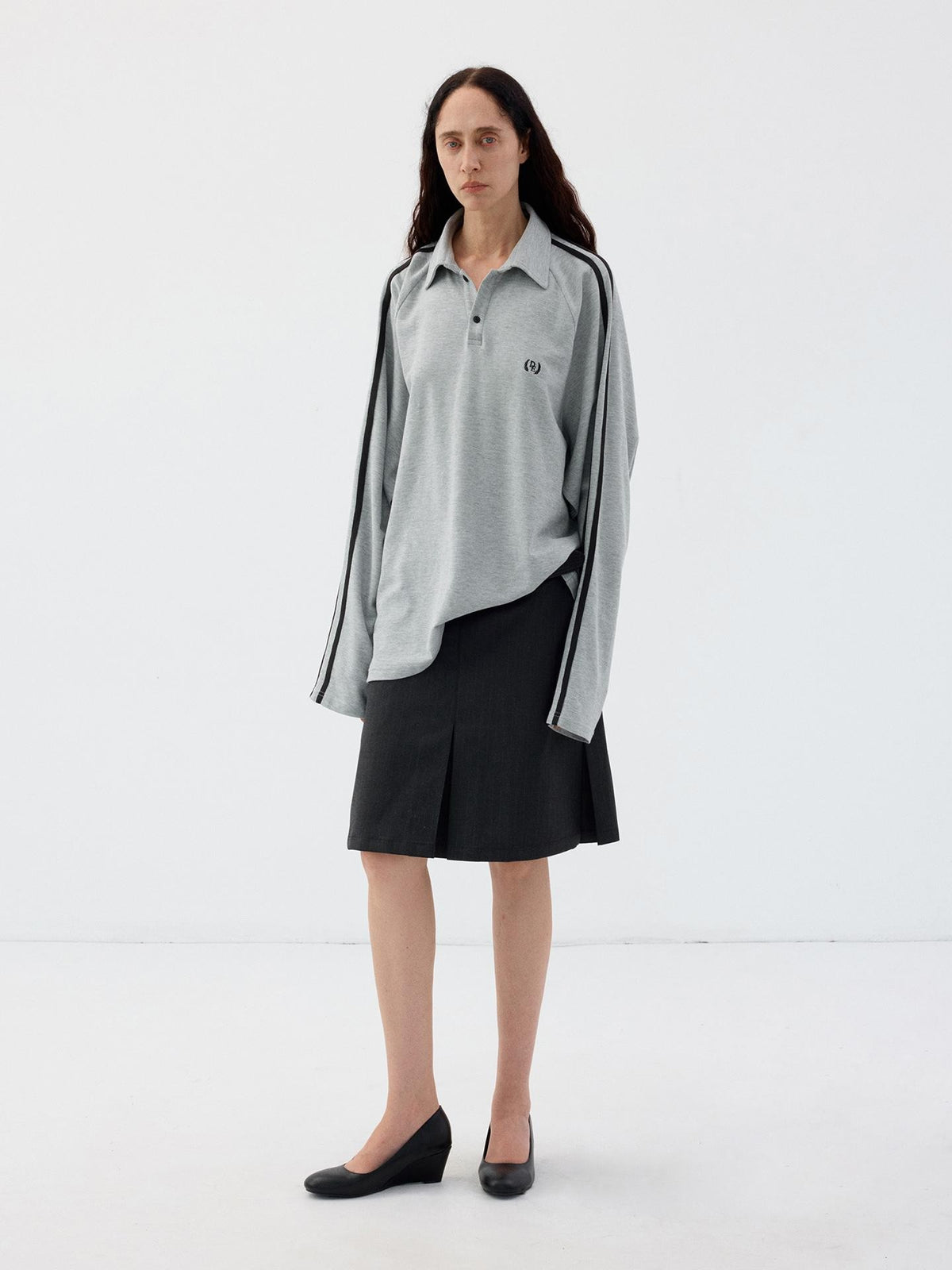 Delivery Light Gray Open Sleeve Two Way Polo Neck Contrast Black Stripe Women&