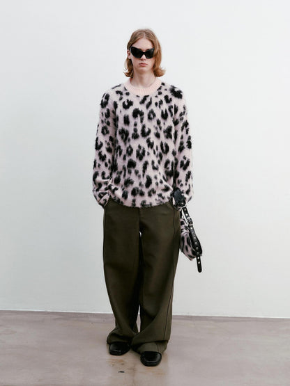 Delivery Pink Black Leopard Jacquard Brushed Plush Crewneck Women&