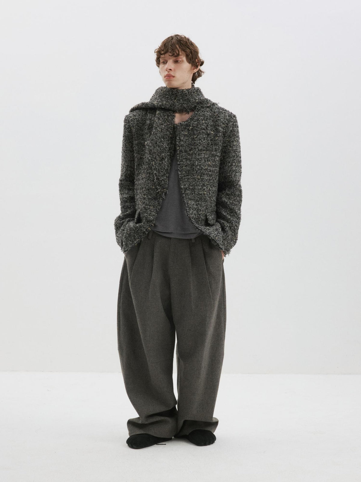Delivery Raw Edge Collarless Tweed Women&