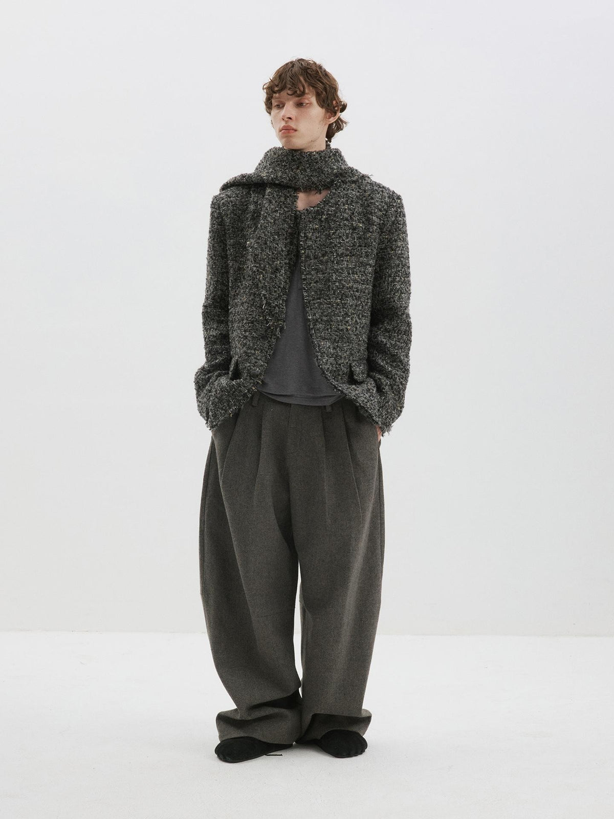 Delivery Raw Edge Collarless Tweed Women&