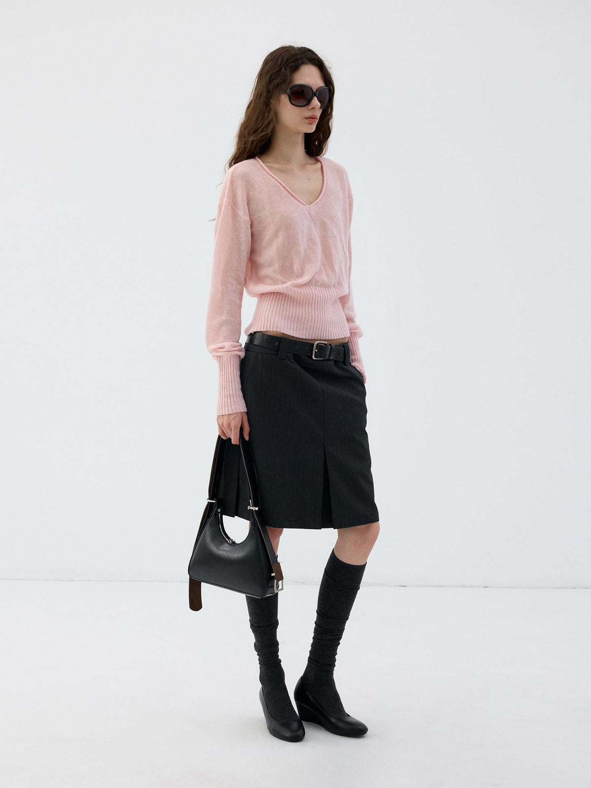 Delivery Rolled Hem V-neck Wide Rib Waist Cinched Knit Women&