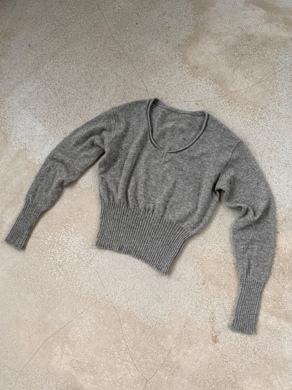 Delivery Rolled Hem V-neck Wide Rib Waist Cinched Knit Women&
